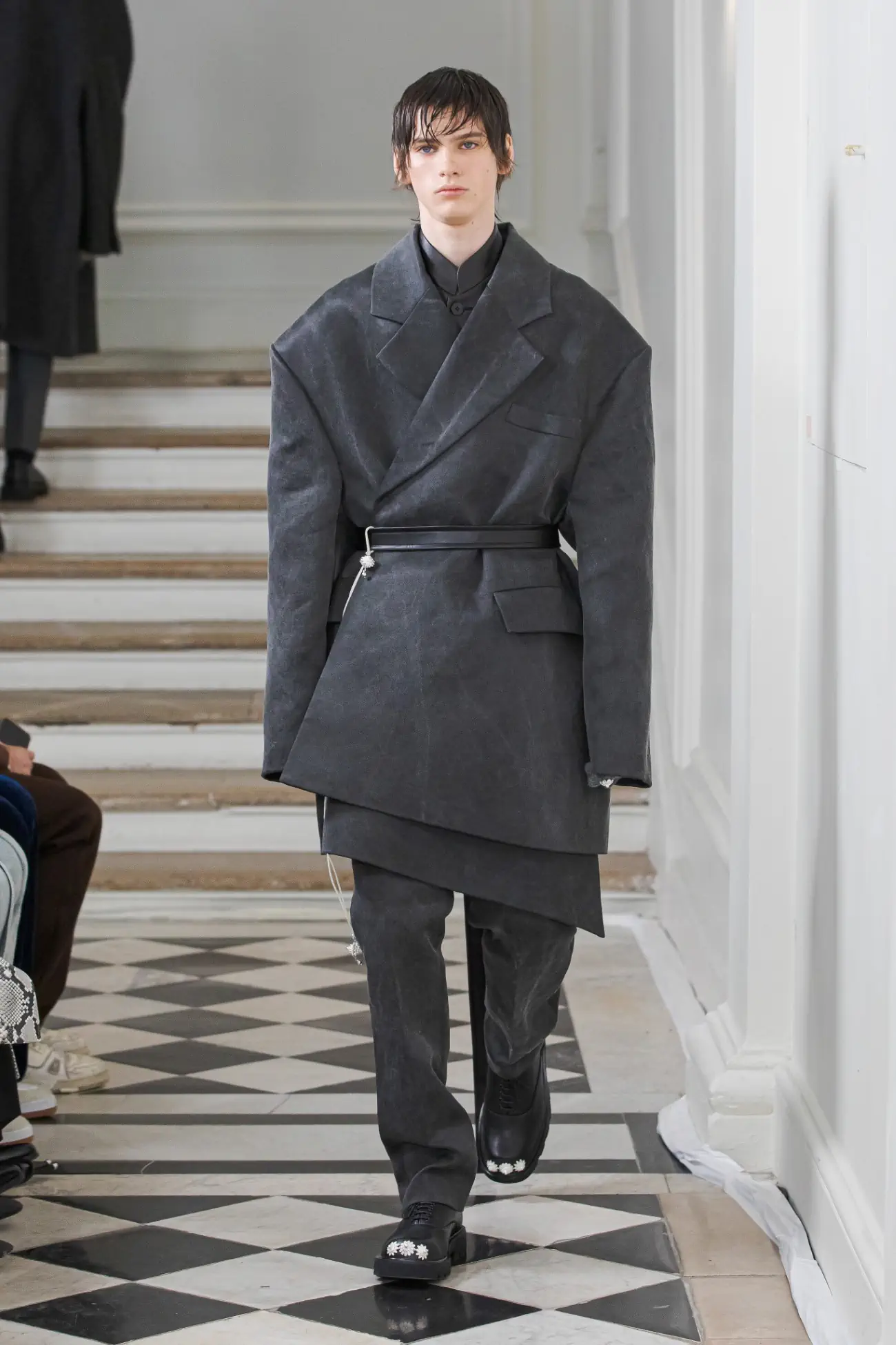 Sean Suen - Automne-Hiver 2023 - Paris Fashion Week Men's