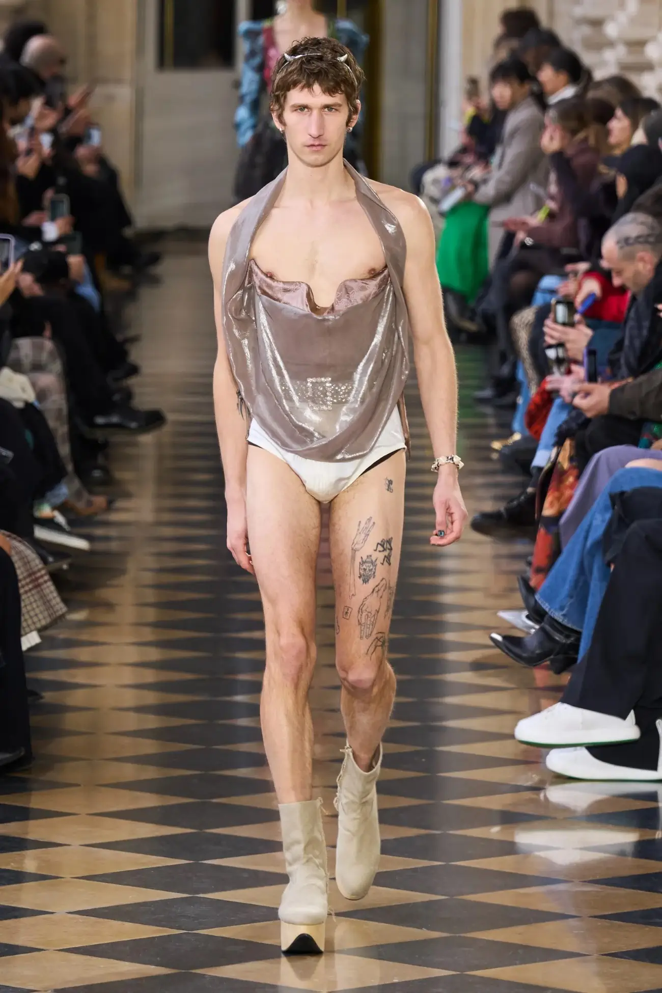 Andreas Kronthaler for Vivienne Westwood - Automne-Hiver 2023 - Paris Fashion Week