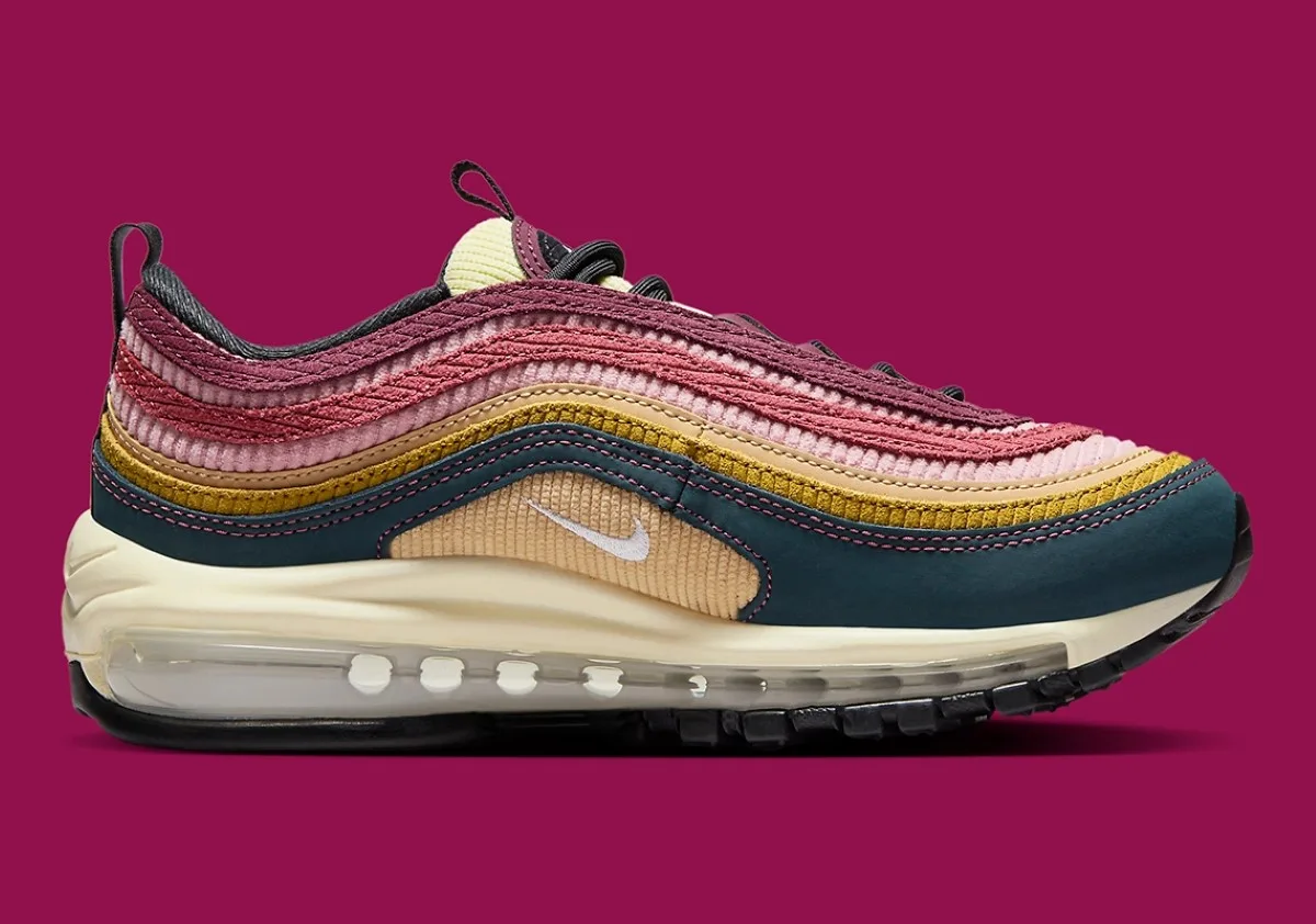 Nike Air Max 97 Velours côtelé et Cursive