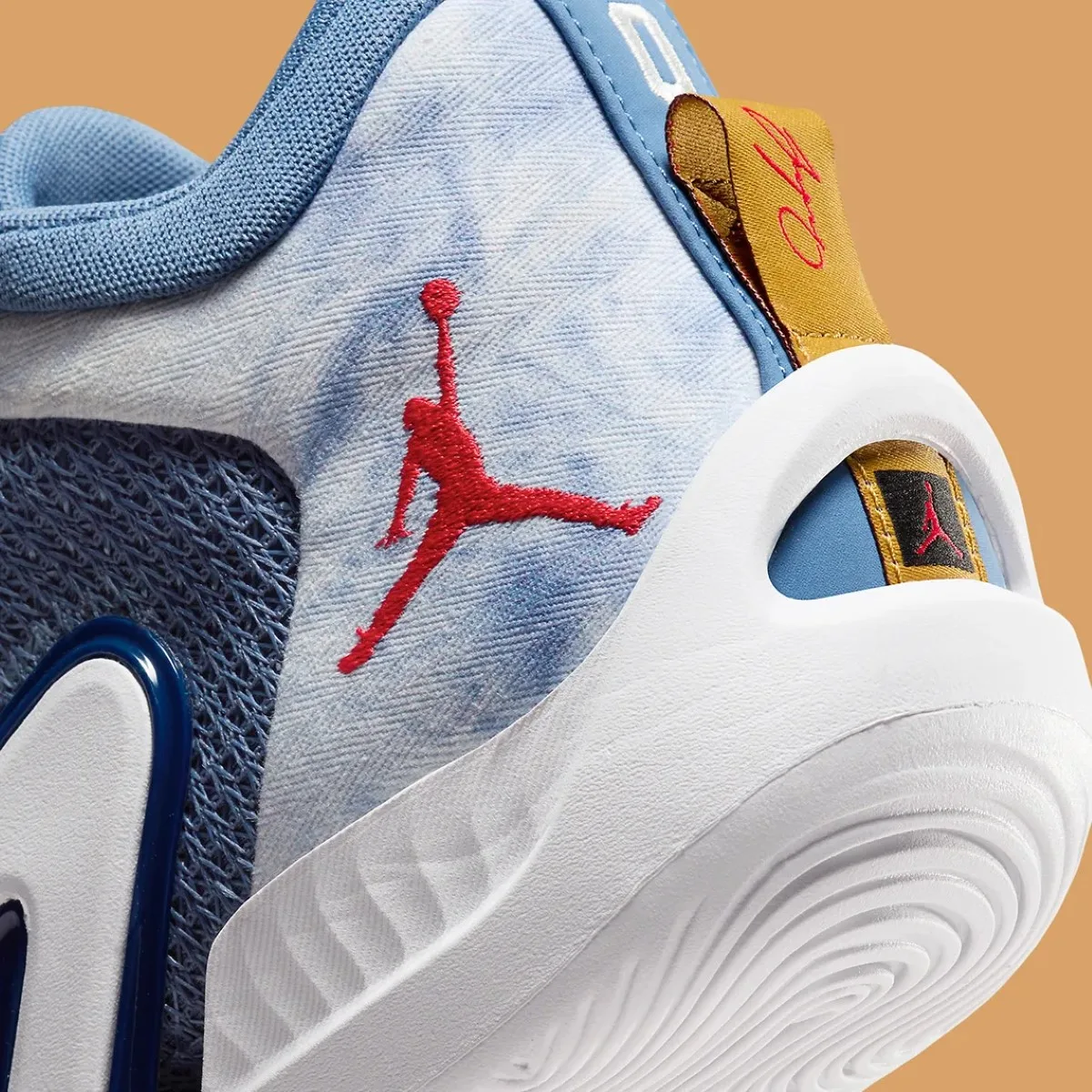 Jordan Tatum 1 "Denim", quand le basketball rencontre la mode "off court"