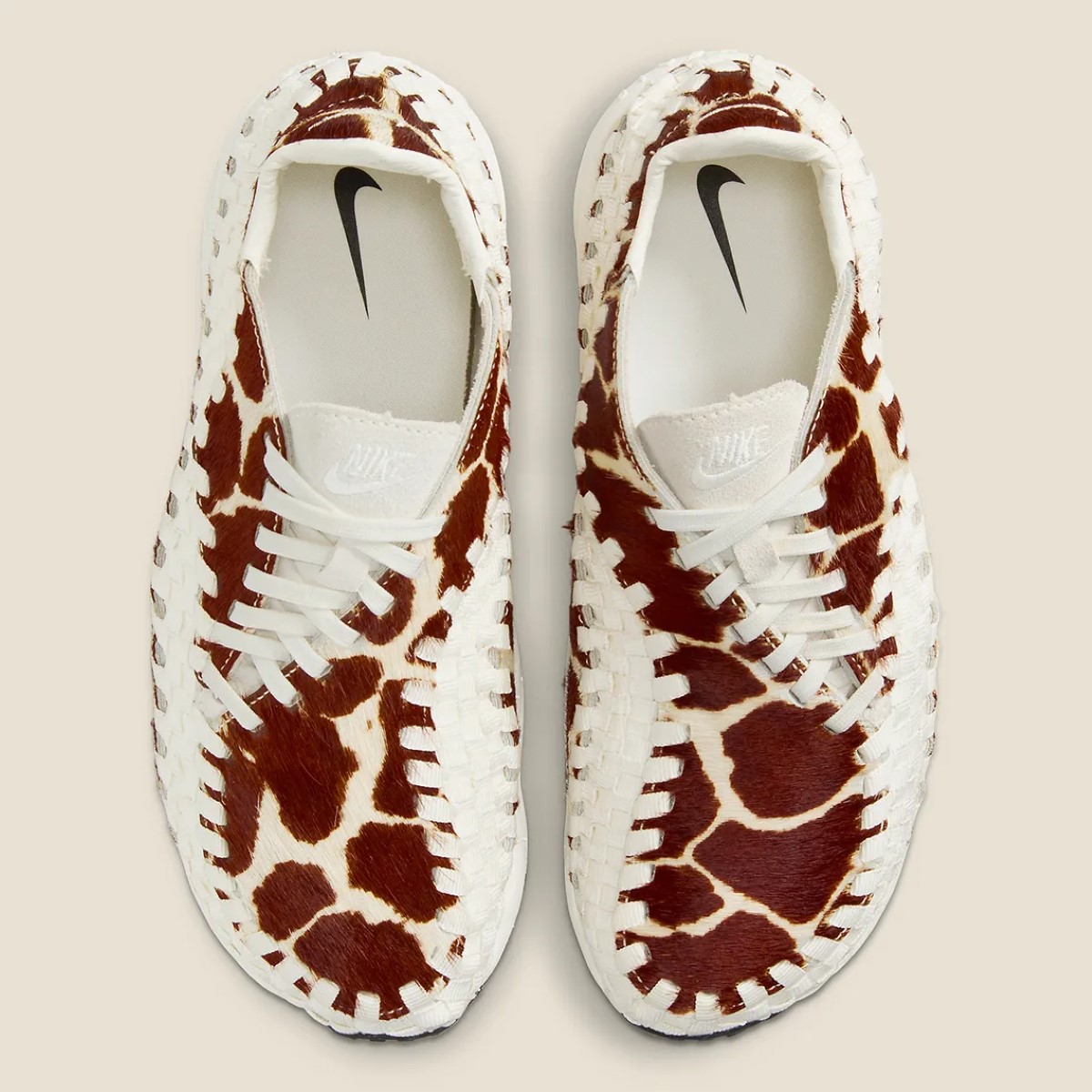 Nike Air Footscape Woven Cow Print 3 La Nike Air Footscape Woven "Cow Print" se prépare à faire ses débuts à l'automne