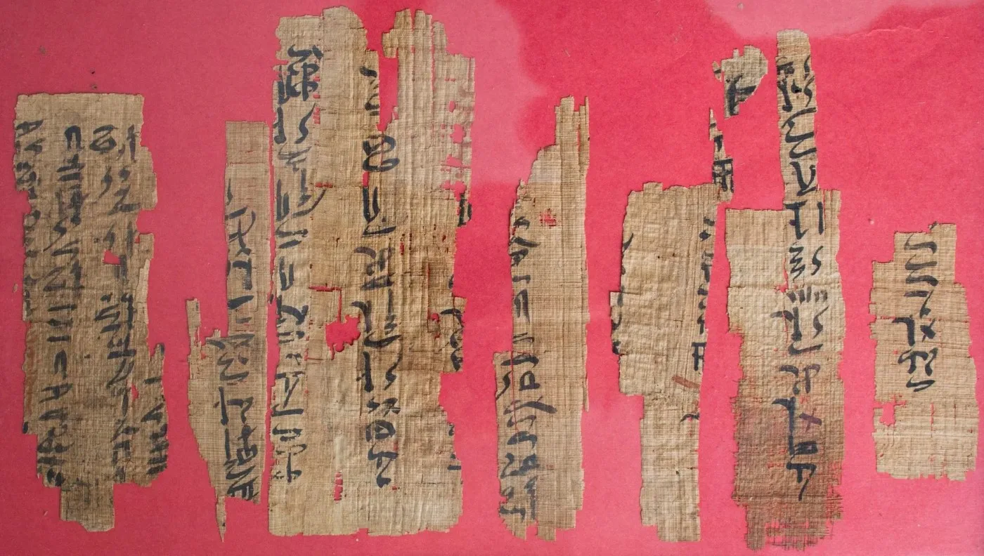 Archéologie : L'énigme d'un mystérieux papyrus vieux de 4 000 ans, "Débat entre un homme et son Ba (âme)", enfin décodé