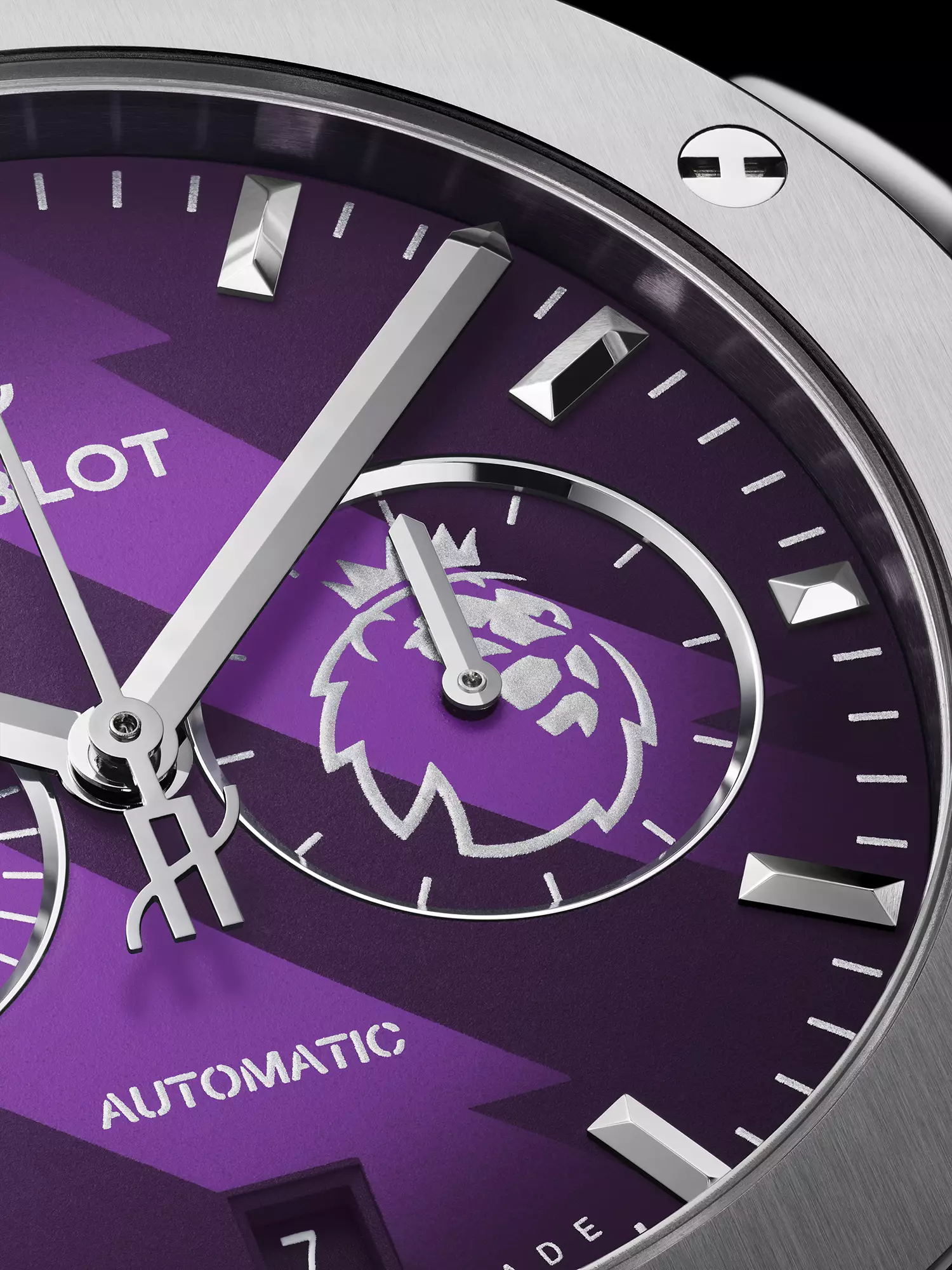 La Classic Fusion Chronographe Premier League de Hublot brille sous les projecteurs du football