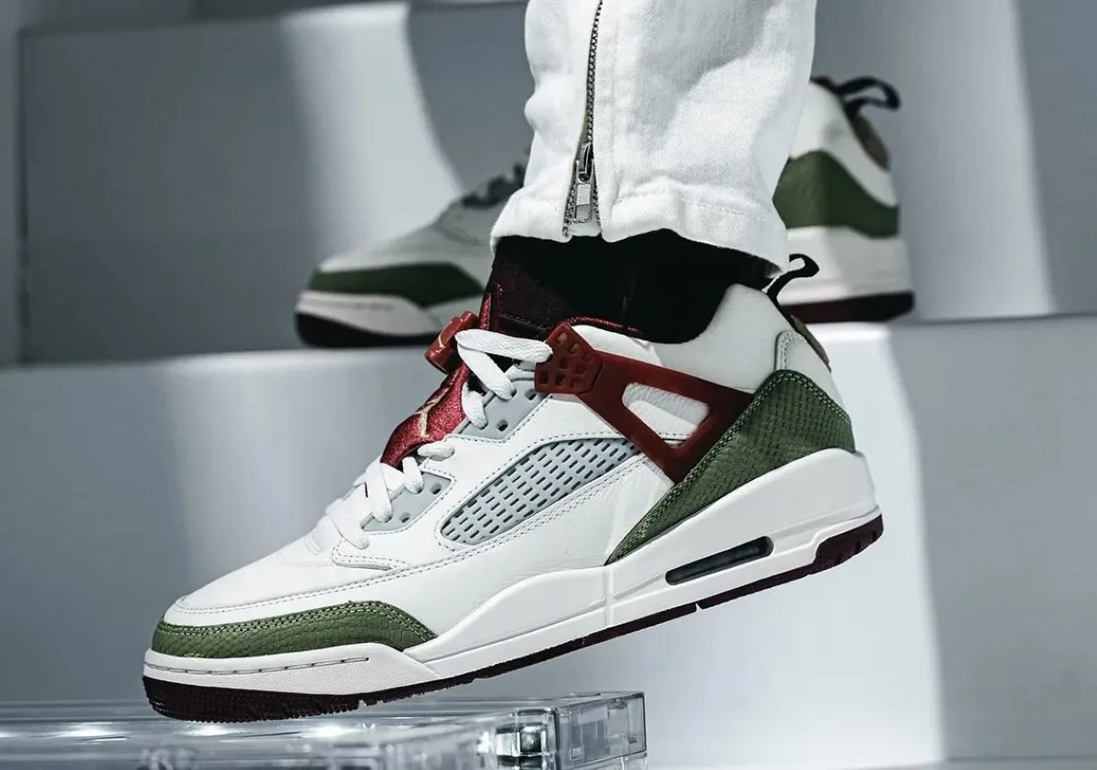 Air Jordan Spizike Low libère la puissance de l'année du dragon