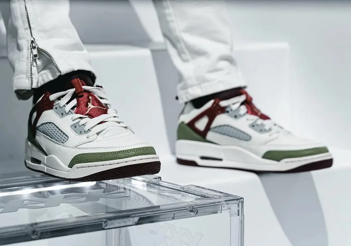 Air Jordan Spizike Low libère la puissance de l'année du dragon