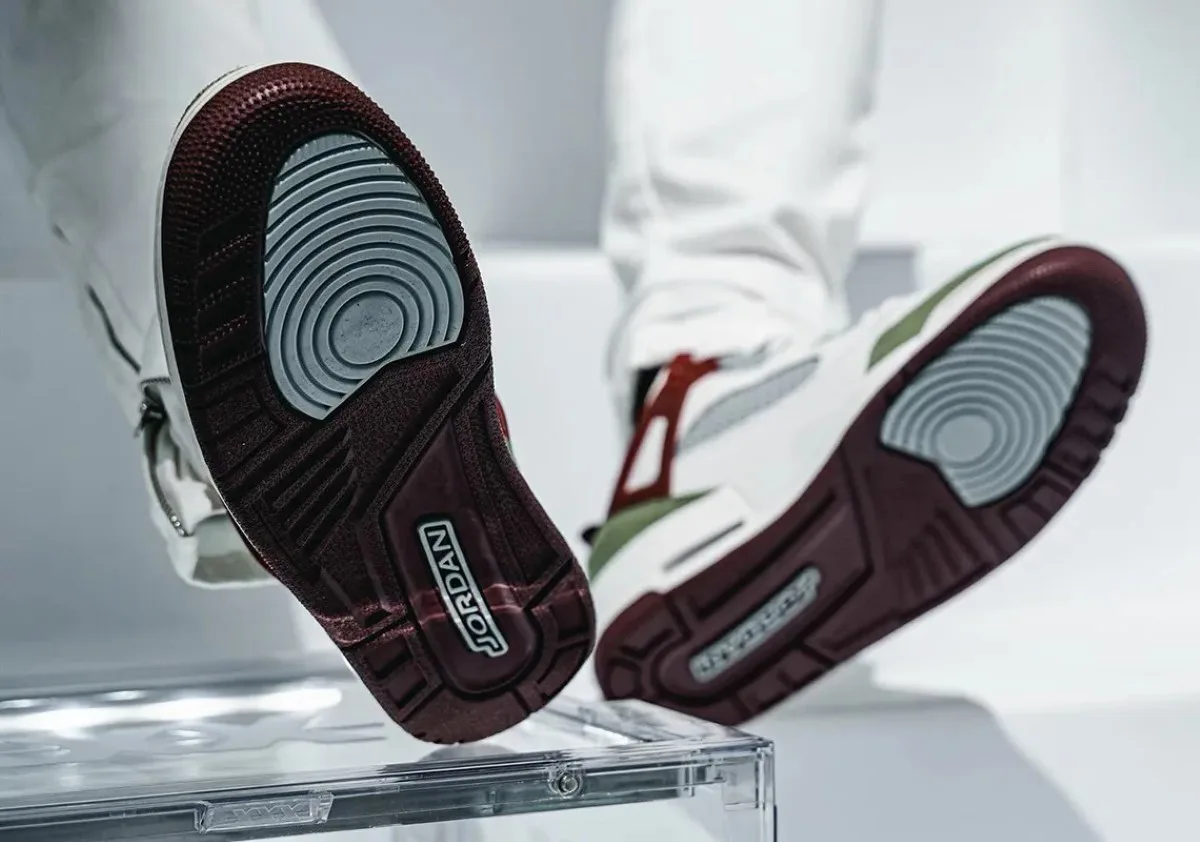 Air Jordan Spizike Low libère la puissance de l'année du dragon