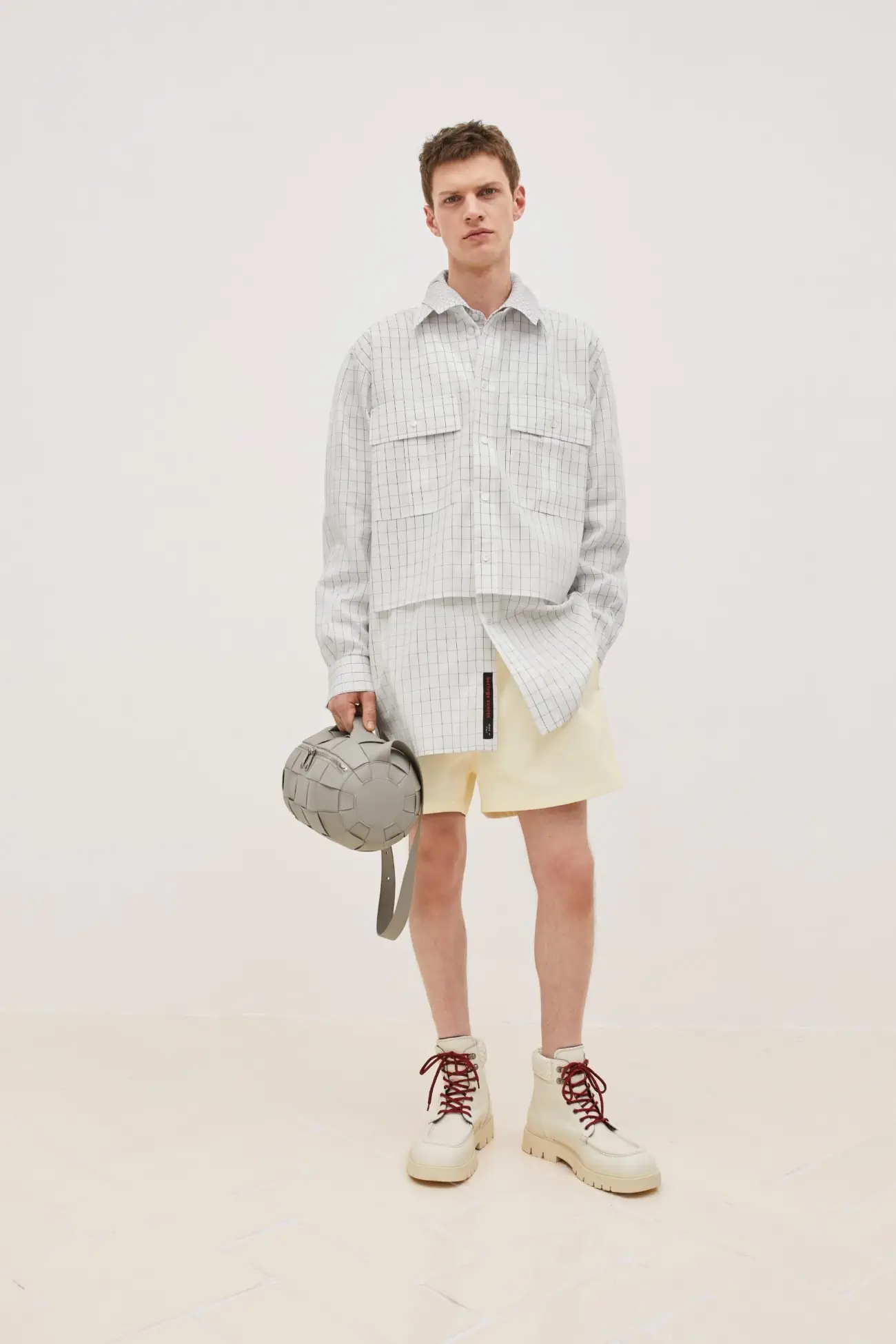 Bottega Veneta Resort 2024 25 Bottega Veneta dévoile son audacieuse collection croisière 2024