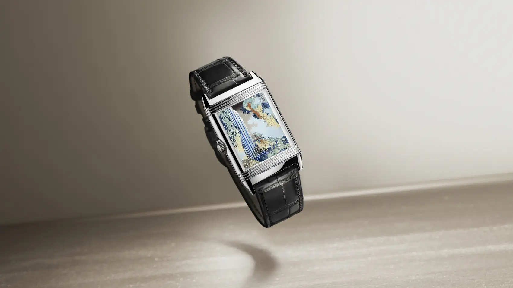 Jaeger LeCoultre Reverso Tribute Enamel Hokusai 5 Jaeger-LeCoultre dévoile de nouvelles montres Reverso Tribute en émail en hommage au maître de l'estampe japonais Hokusai