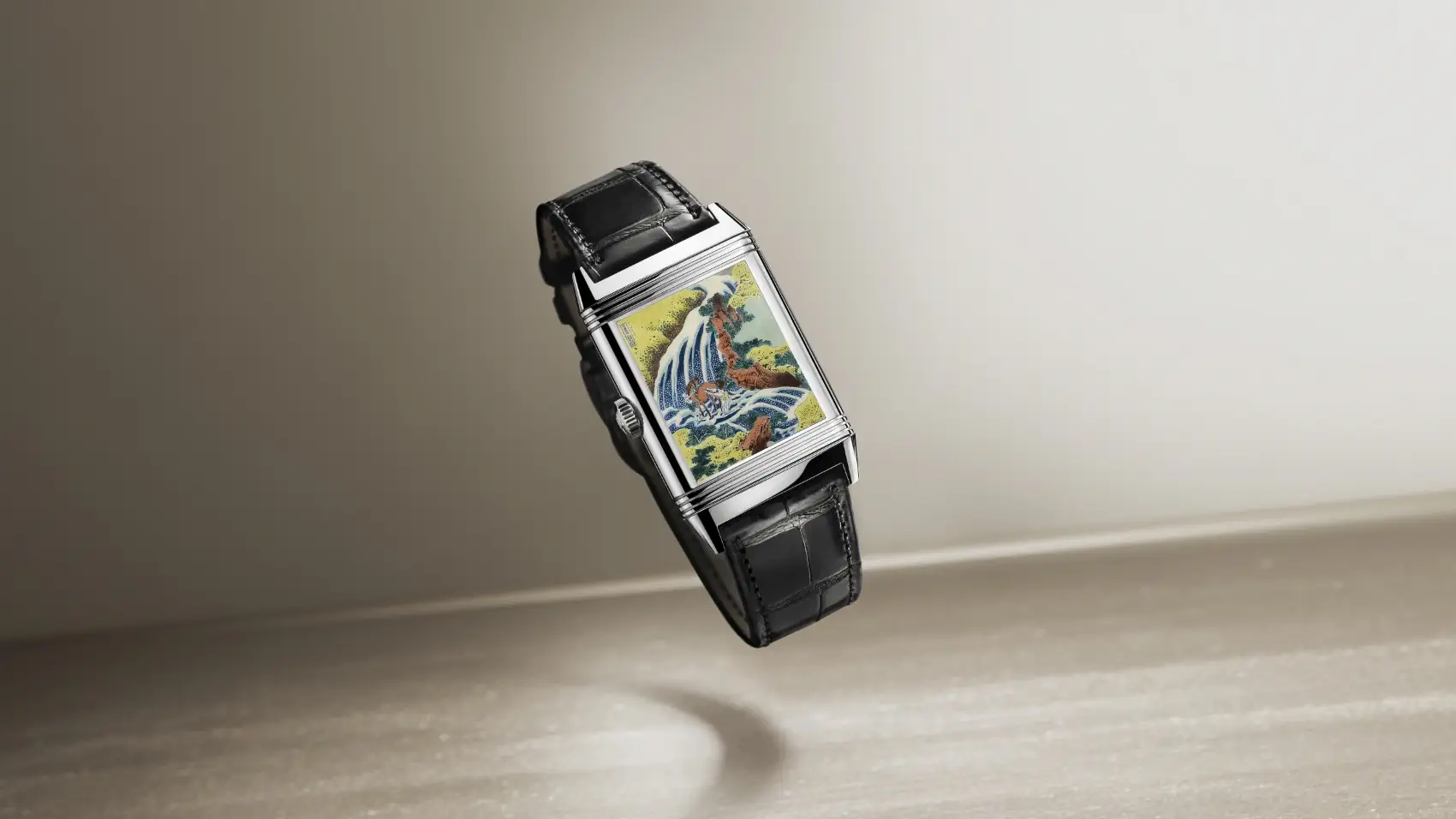 Jaeger LeCoultre Reverso Tribute Enamel Hokusai 6 Jaeger-LeCoultre dévoile de nouvelles montres Reverso Tribute en émail en hommage au maître de l'estampe japonais Hokusai