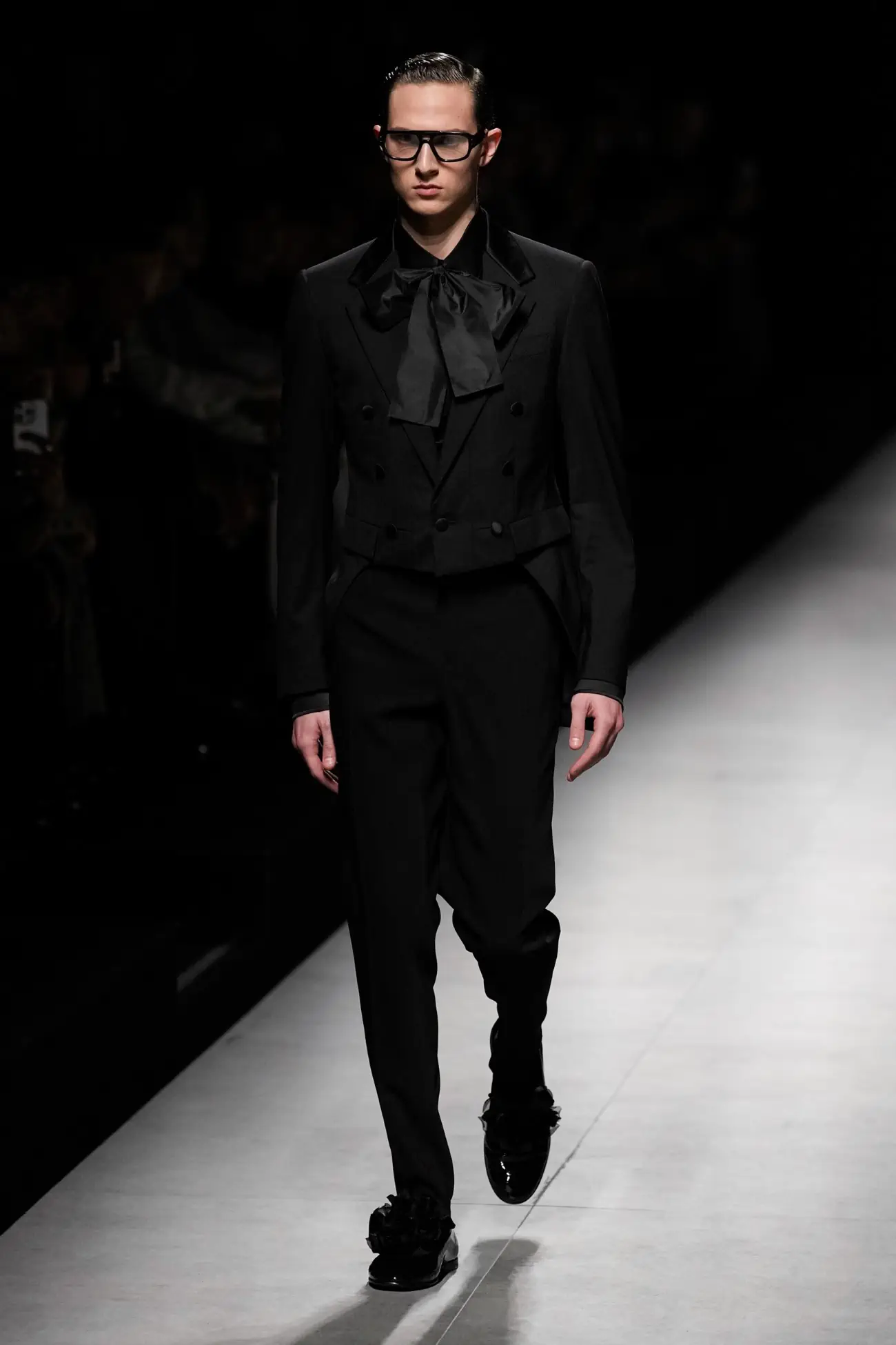 La collection Automne 2024 de Dolce&Gabbana porte le tailleur à des sommets de sensualité
