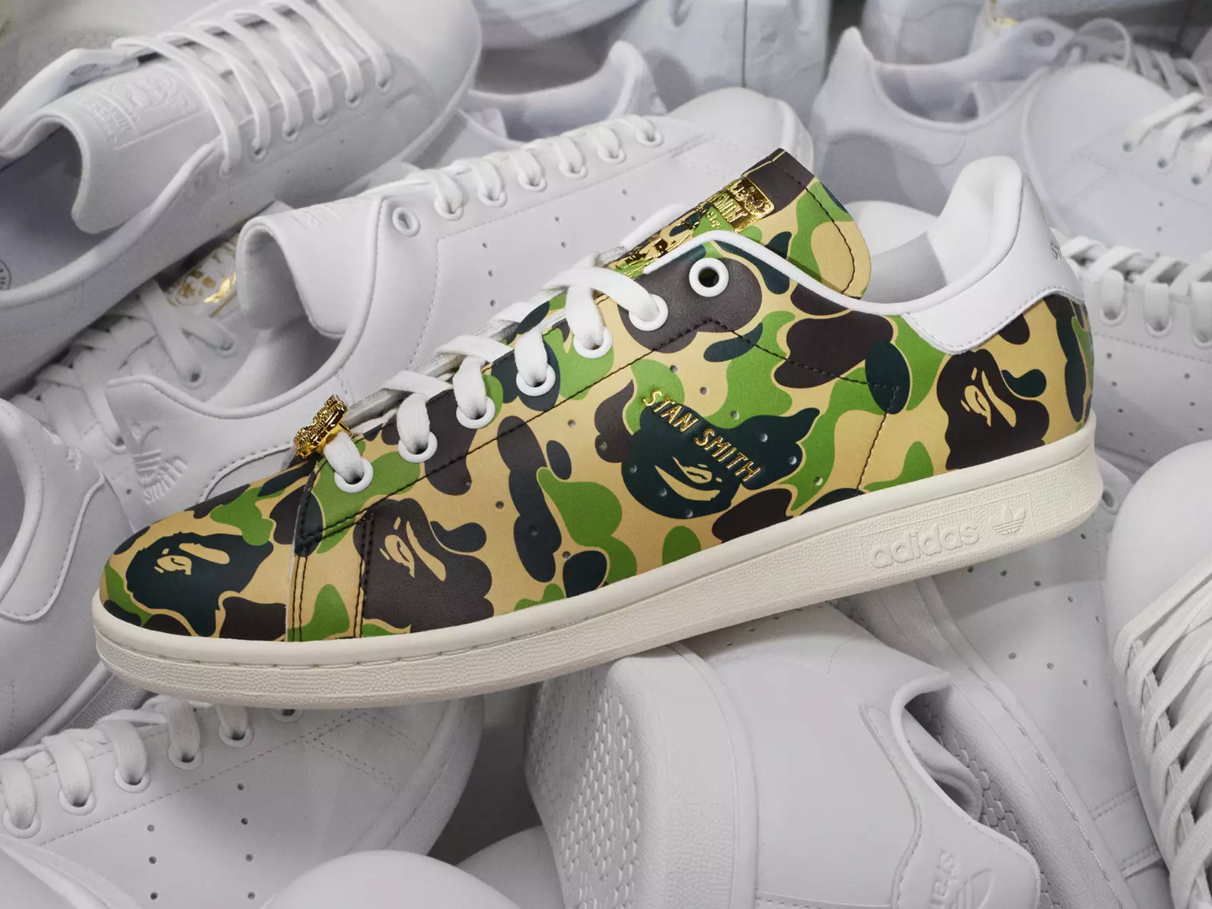 BAPE Cloture Le 30e Anniversaire De La Stan Smith Avec Un Final Recouvert De Camouflage ESSENTIAL HOMME