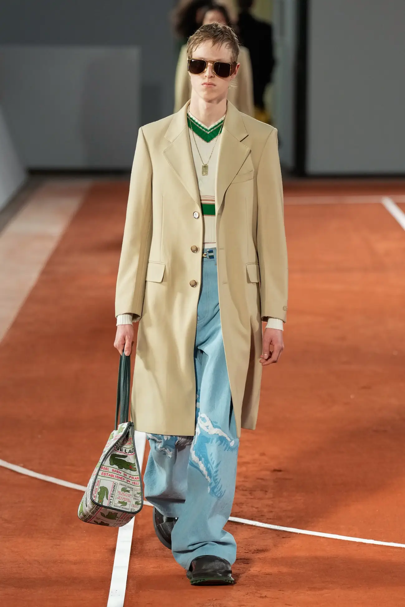 Lacoste présente une collection automne 2024 gagnante, imprégnée d'héritage