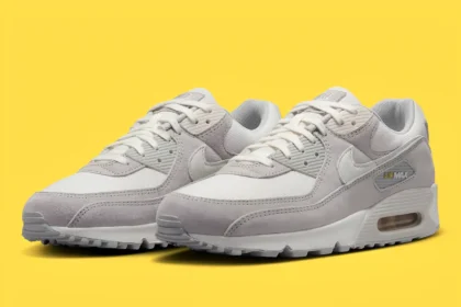La Nike Air Max 90 “Photon Dust” dévoilée dans un style estival monochrome