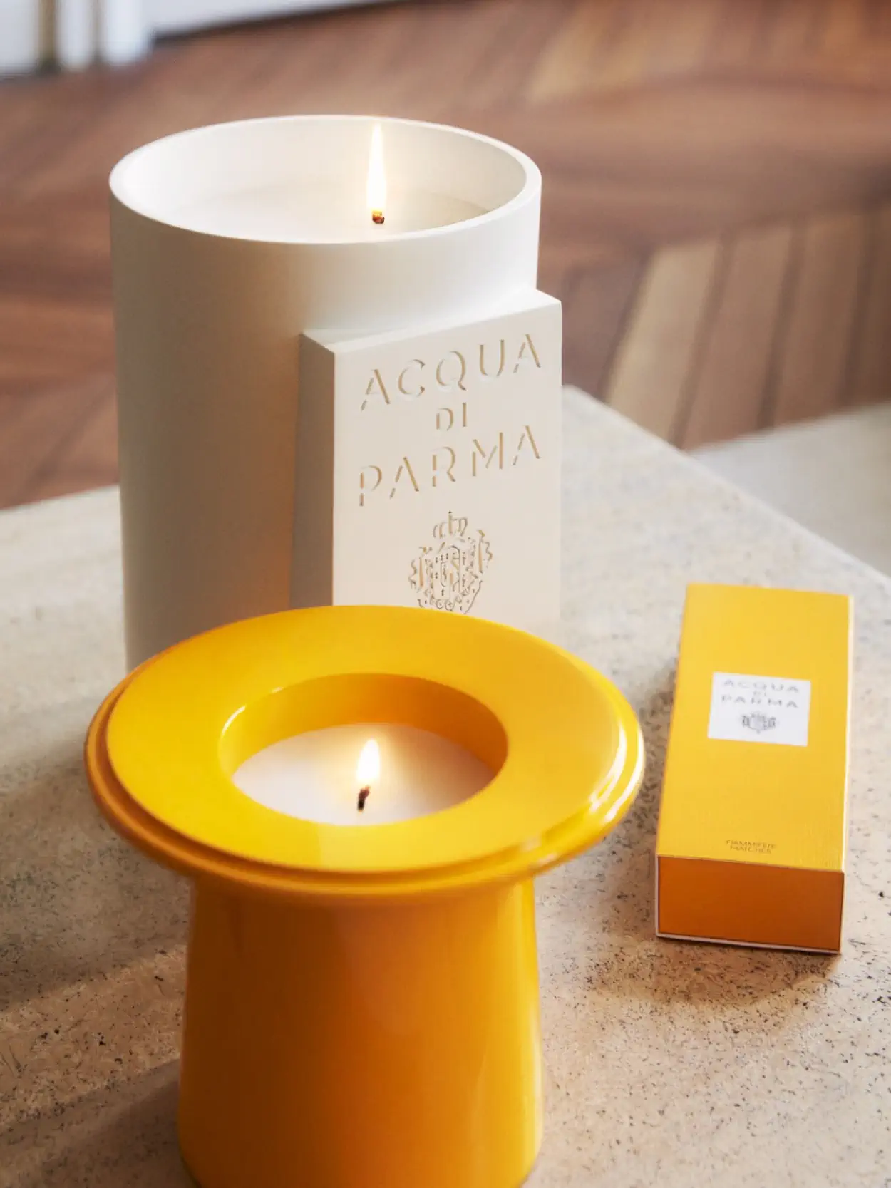 La bougie Chapeau! d'Acqua di Parma réimagine le parfum et le design