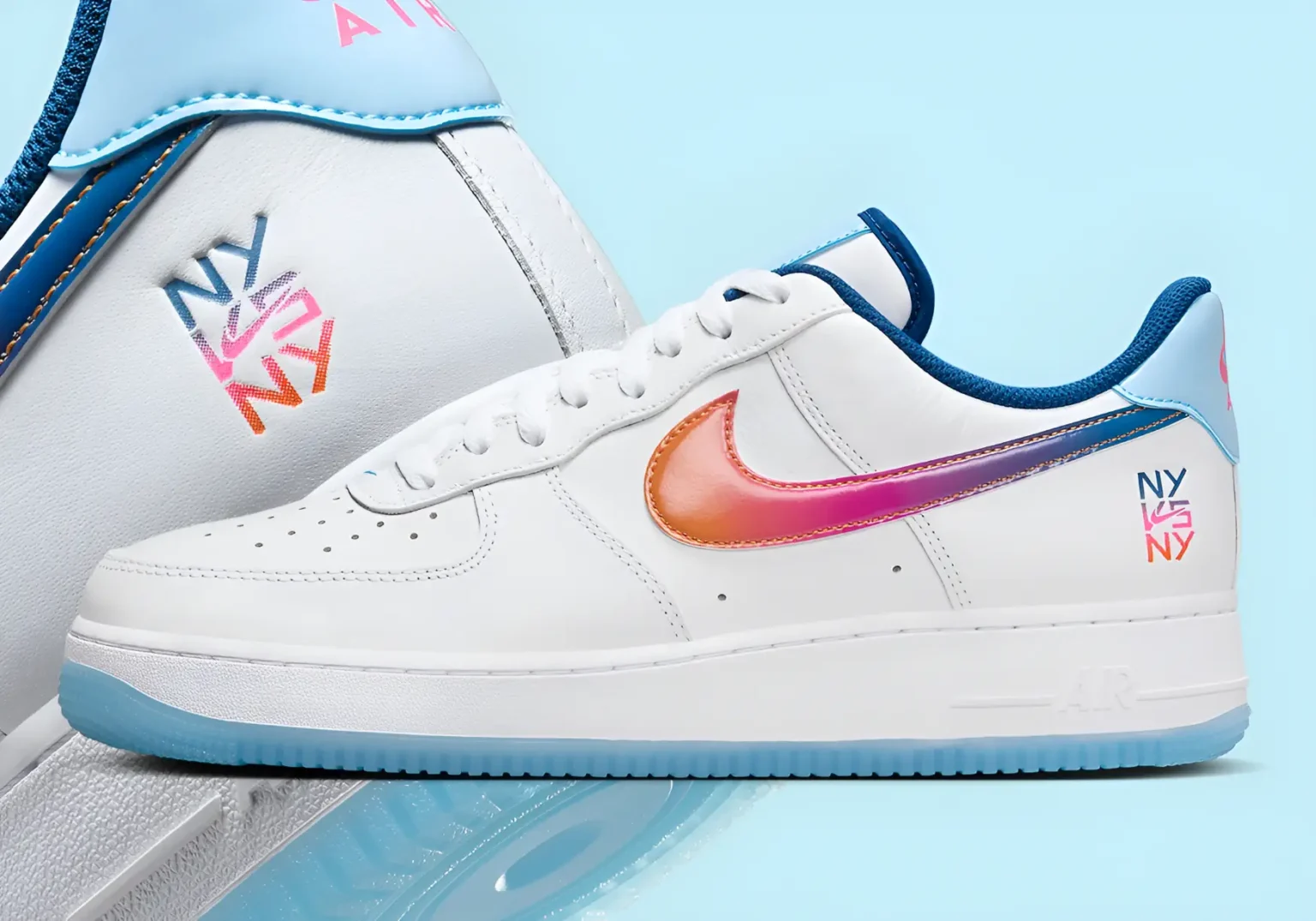 La Nike Air Force 1 Low NY Vs. NY Celebre Le Streetball De La Grosse Pomme Avec Une Touche Estivale ESSENTIAL HOMME