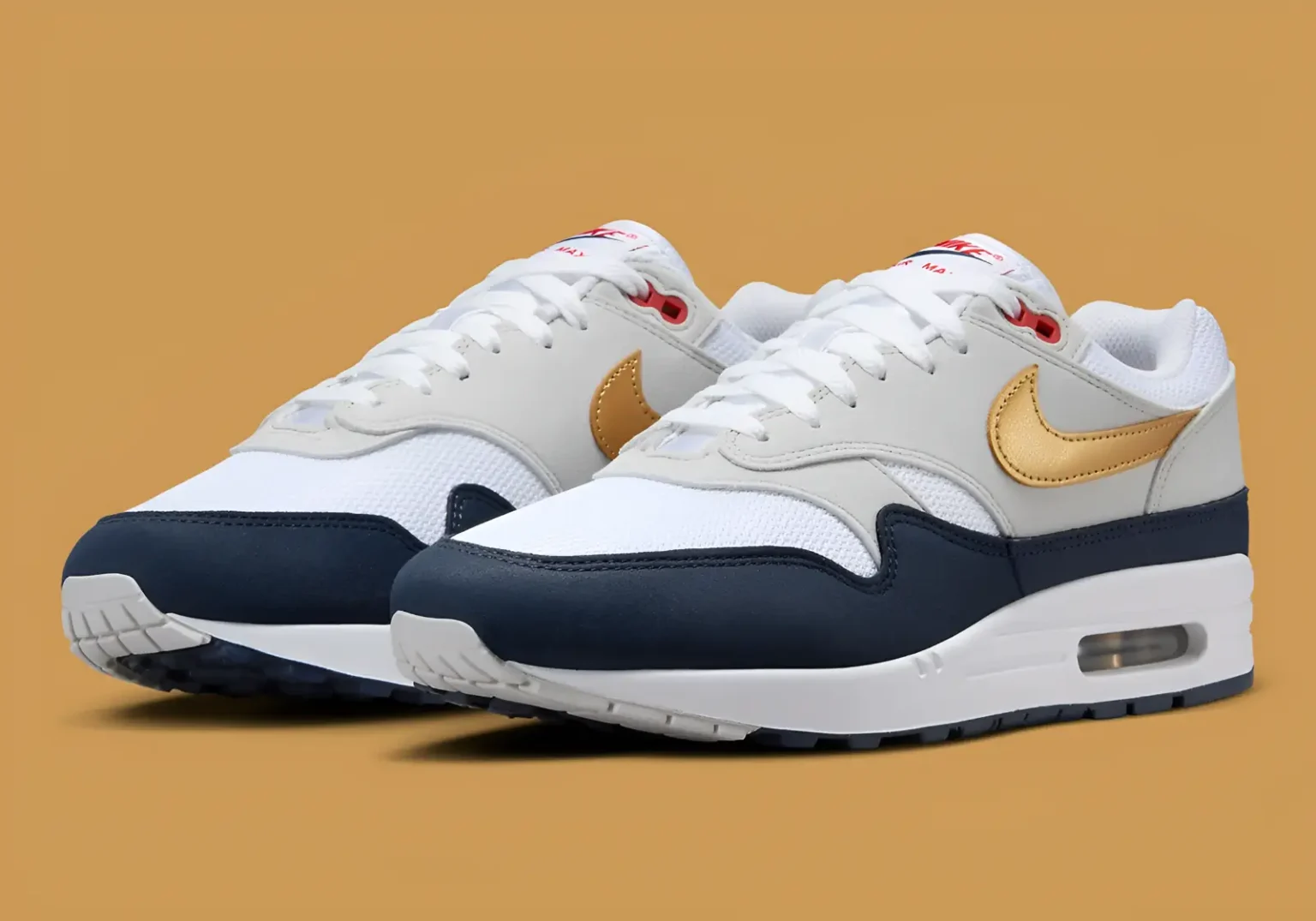 La Nike Air Max 1 Olympic S inscrit Dans Un Style Classique Pour Les Jeux De Paris 2024 ESSENTIAL HOMME