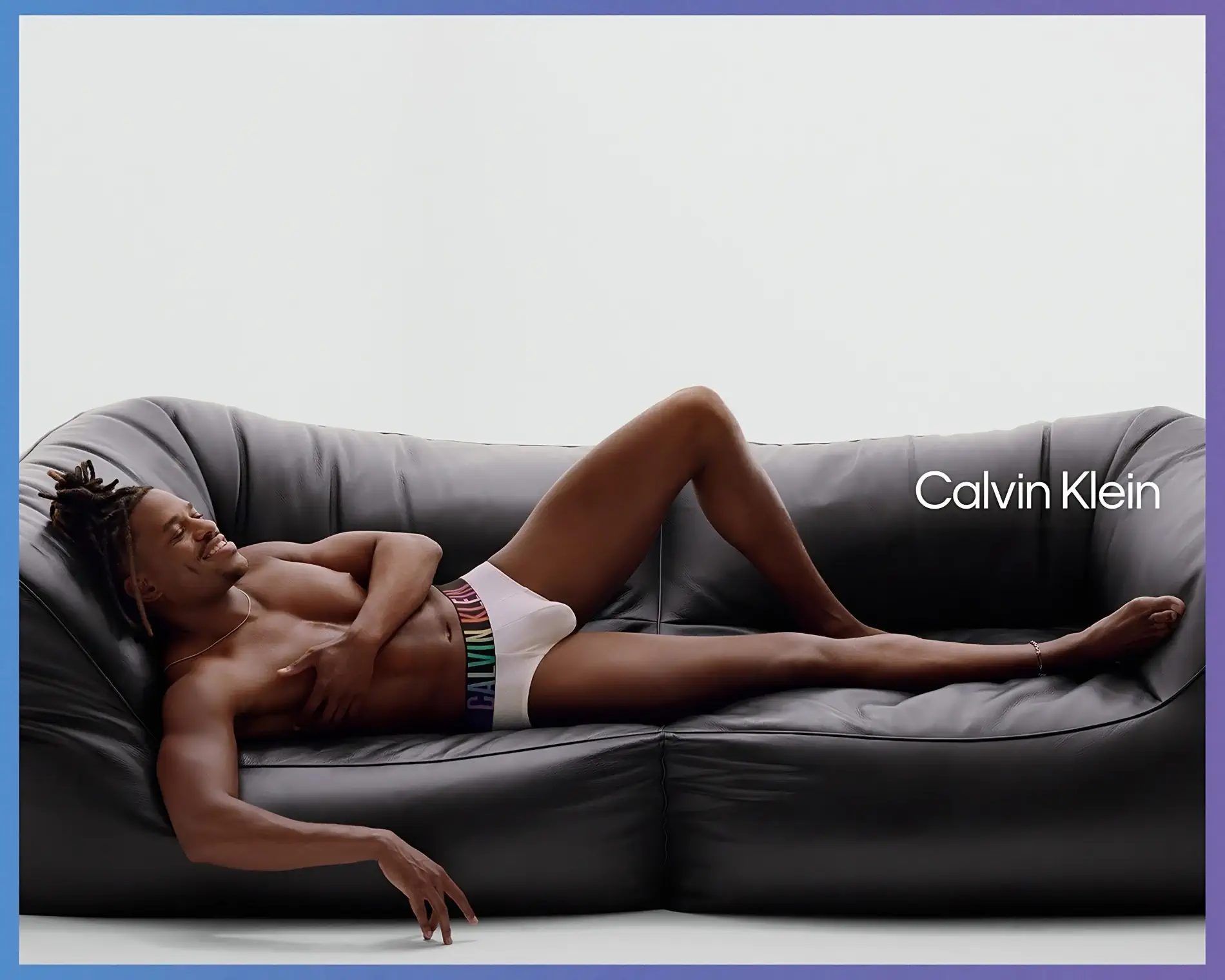 Calvin Klein dévoile la campagne 2024 Pride “This Is Love” avec Cara Delevingne et Jeremy Pope