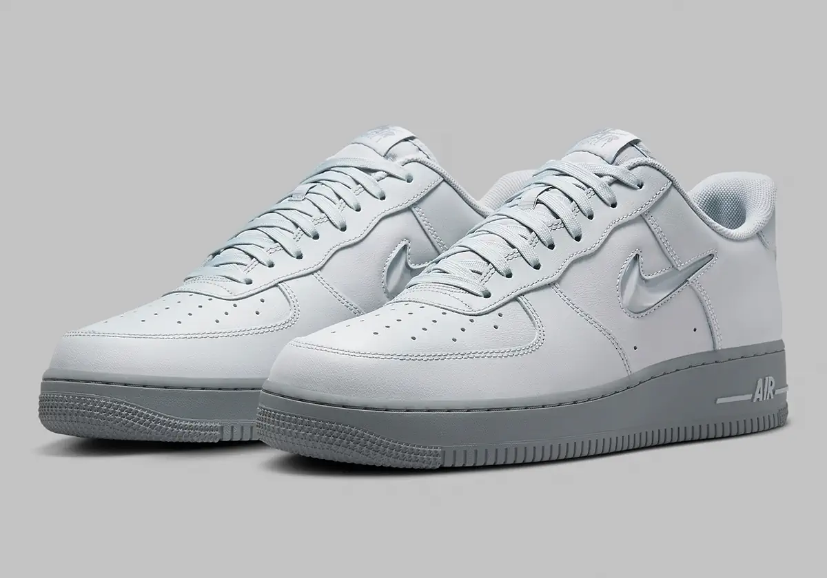 Nike Air Force 1 Jewel Wolf Grey Une Silhouette Intemporelle Rafraichie En Nuances De Gris ESSENTIAL HOMME