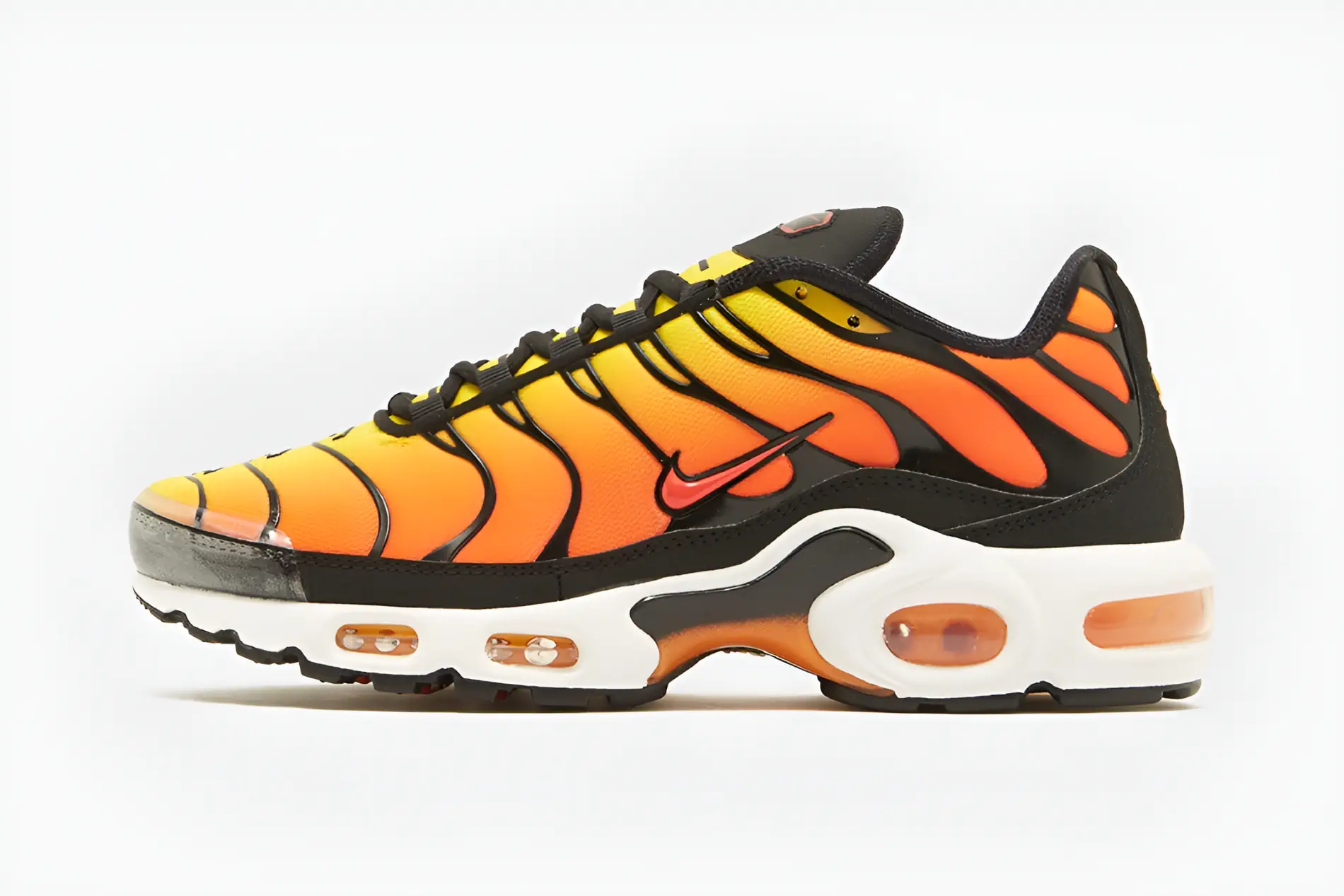 La Nike Air Max Plus “Sunset” illumine de nouveau l'horizon cet automne