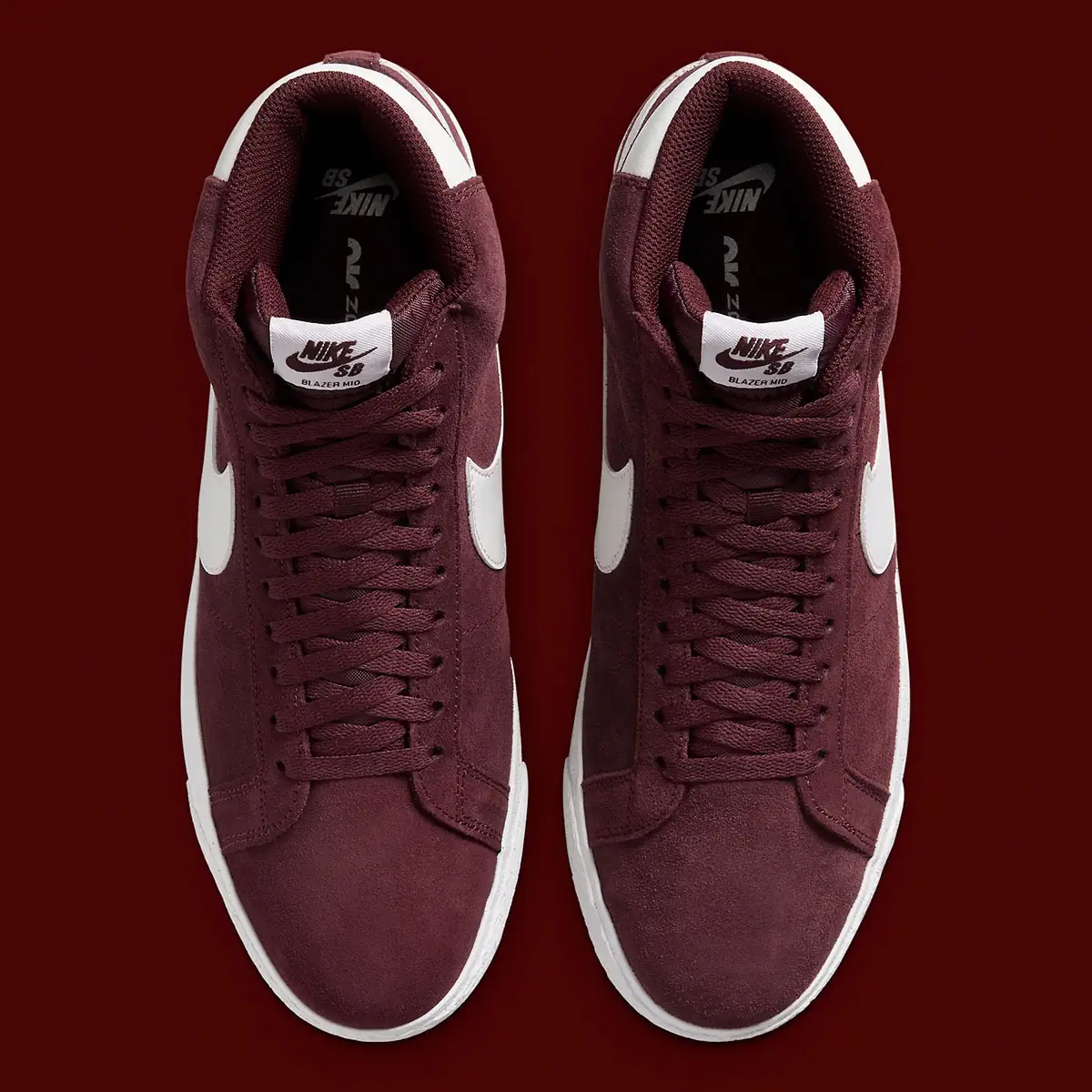 La Nike SB Blazer Mid s'agrandit avec le daim “Burgundy Crush”