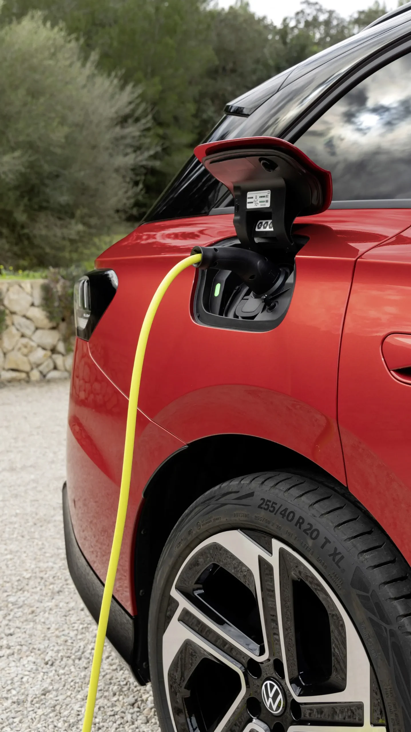 Volkswagen annonce une voiture électrique abordable pour l'Europe, avec un objectif de prix de 20 000 euros