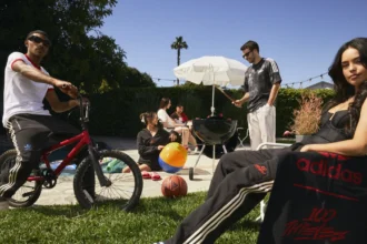 adidas Originals et 100 Thieves dévoilent une collection collaborative révolutionnaire pour la génération des joueurs