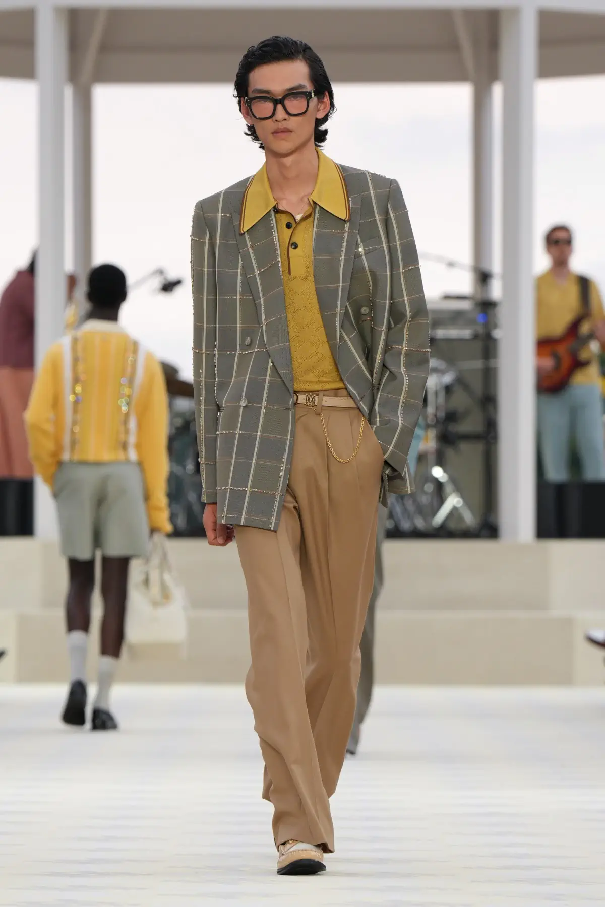 AMIRI Printemps 2025, Le glam californien de rêve réimagine le cool du milieu du siècle