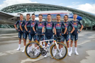 BOSS s'associe à l'équipe cycliste allemande Red Bull-BORA-hansgrohe pour promouvoir le lifestyle cycliste