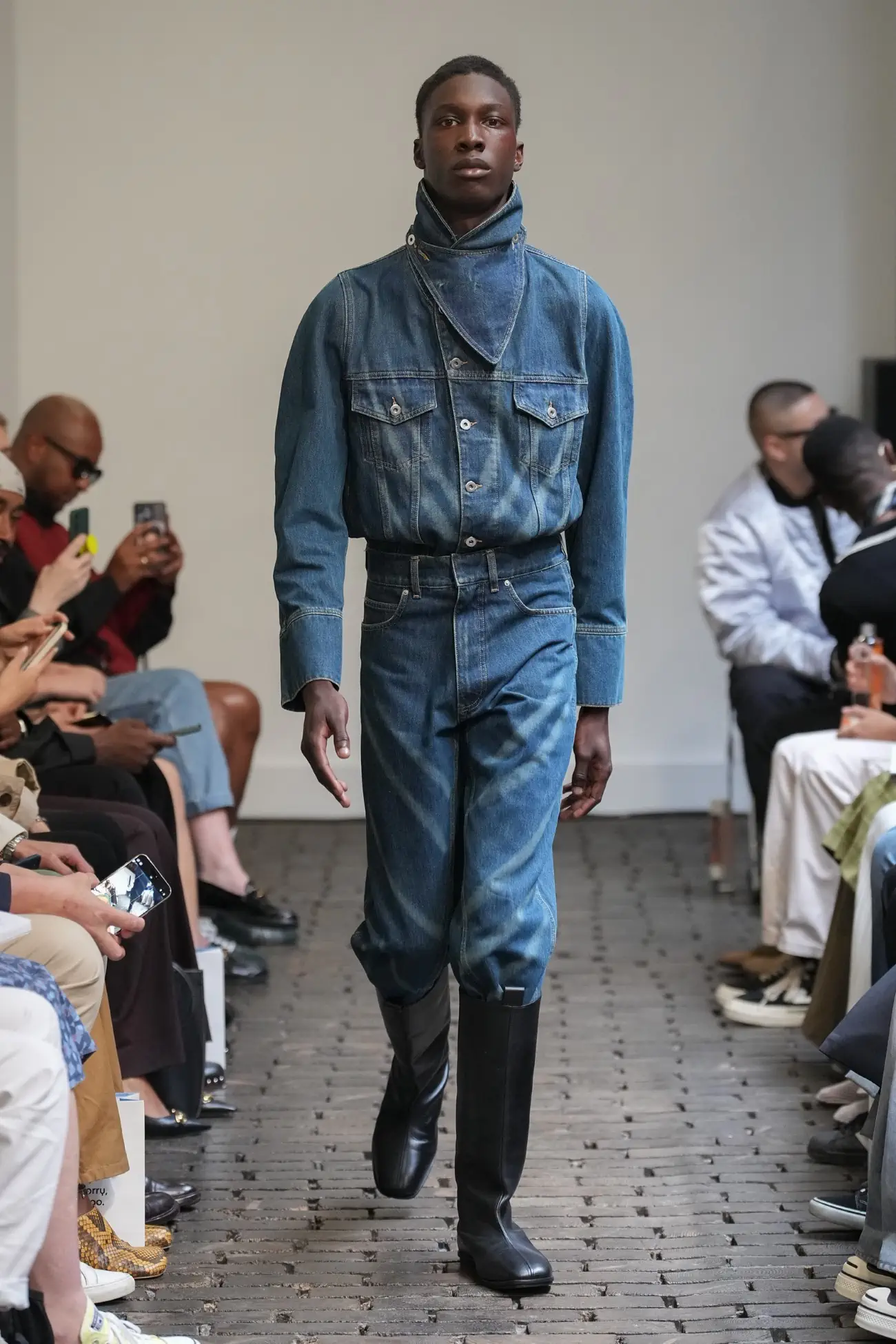 Pour Printemps 2025, Bianca Saunders revisite ses racines jamaïcaines