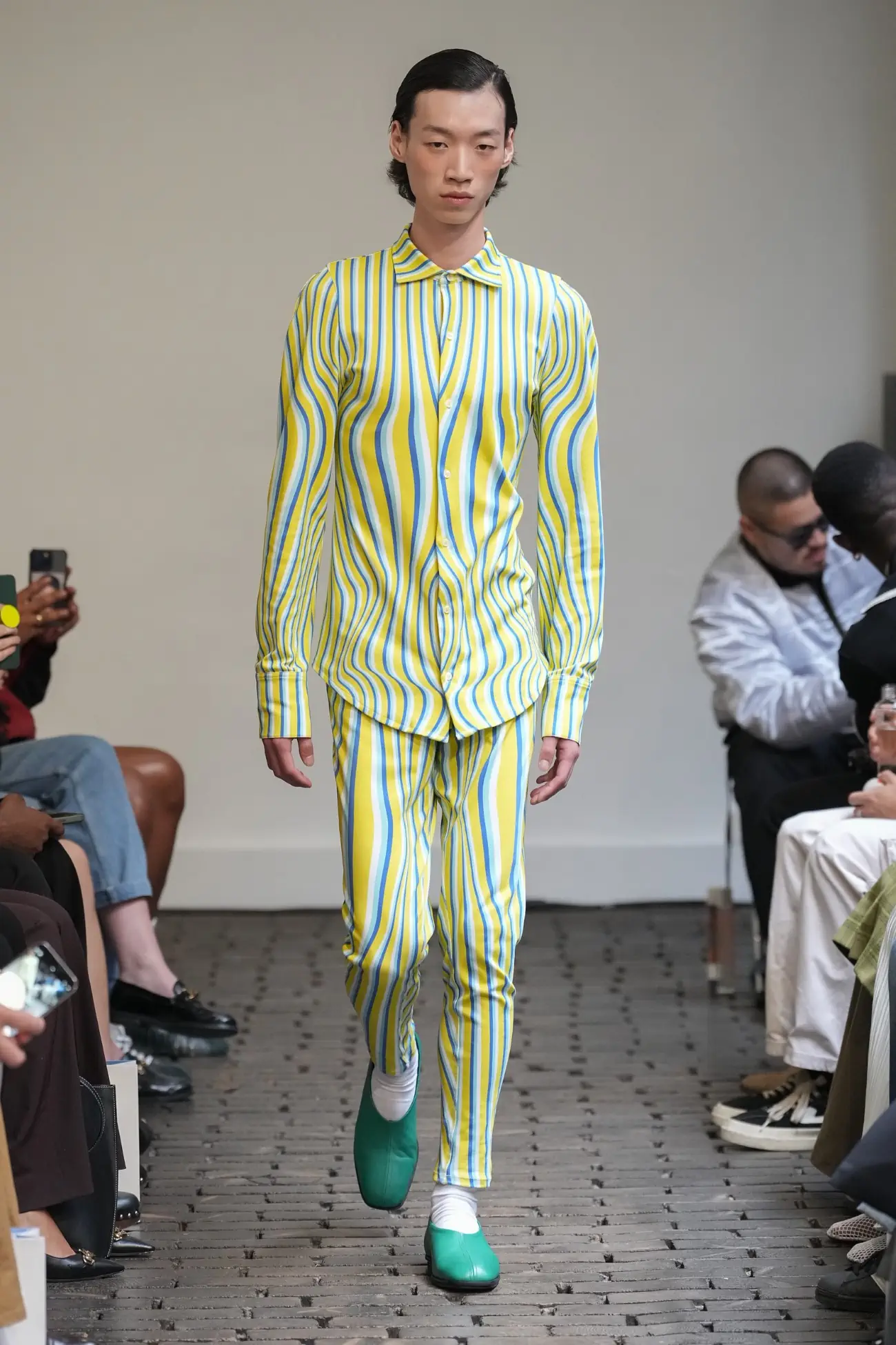 Pour Printemps 2025, Bianca Saunders revisite ses racines jamaïcaines