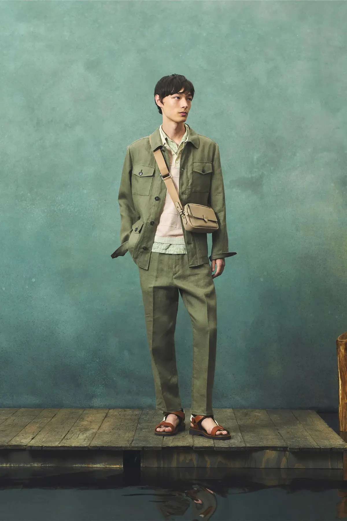 Canali dévoile une collection Printemps 2025 sereine, imprégnée d'héritage et conçue pour la vie moderne