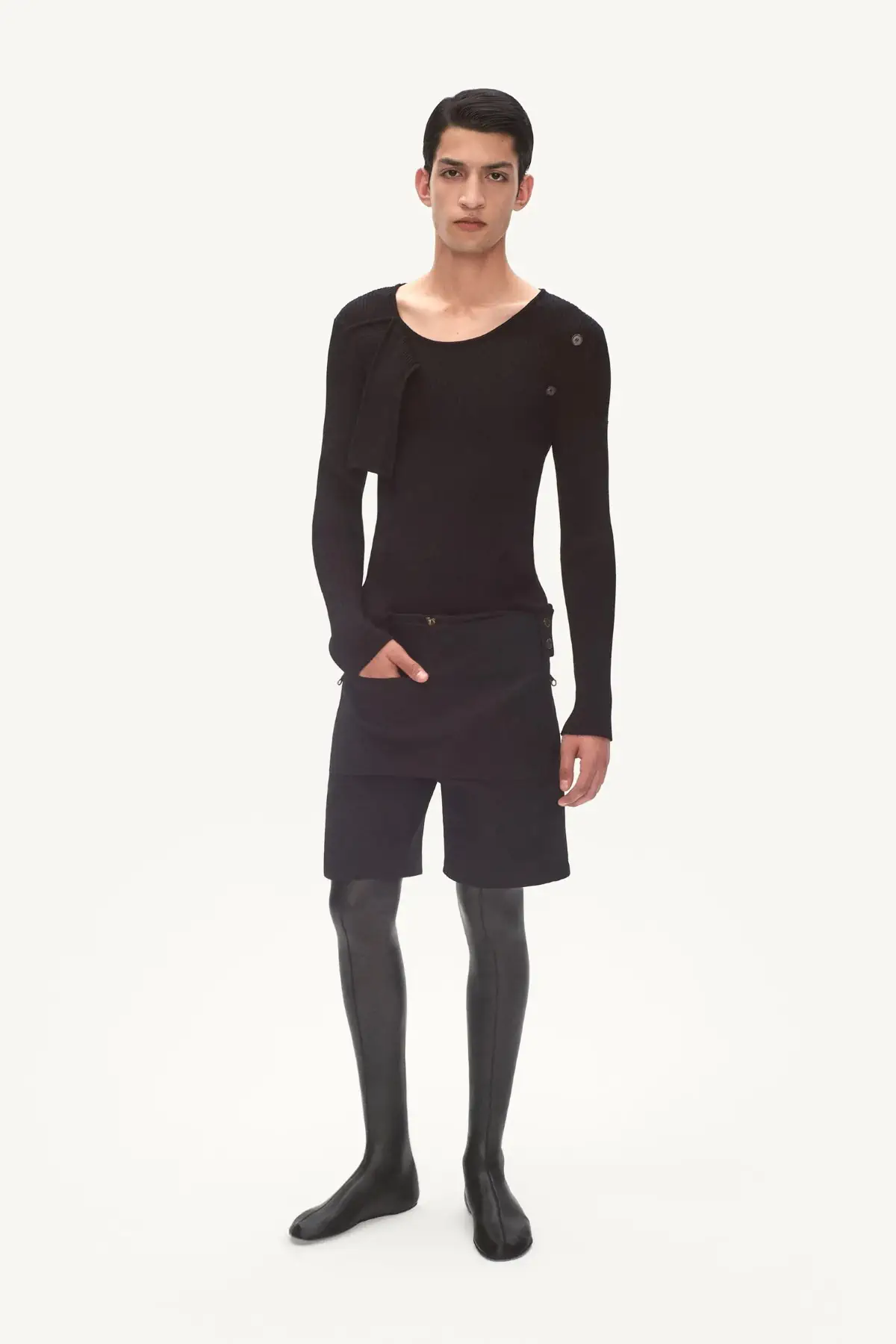 courrèges Printemps 2025, une évasion ensoleillée de la morosité parisienne