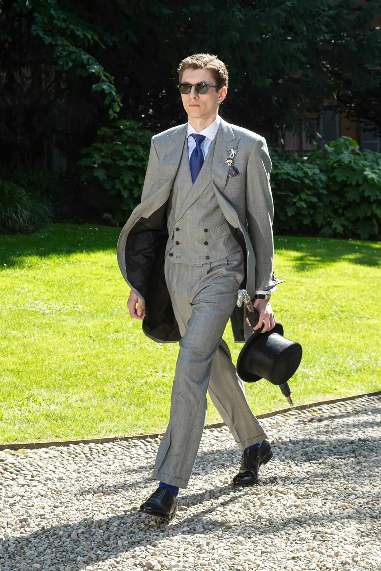La collection Printemps 2025 de dunhill, une leçon d'élégance sartoriale britannique