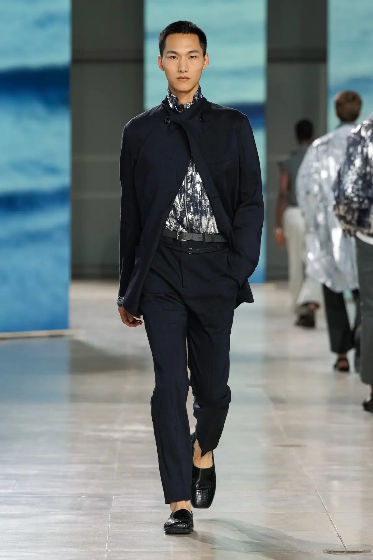 Hermès Printemps 2025, Une escapade au bord de la mer dans un confort luxueux