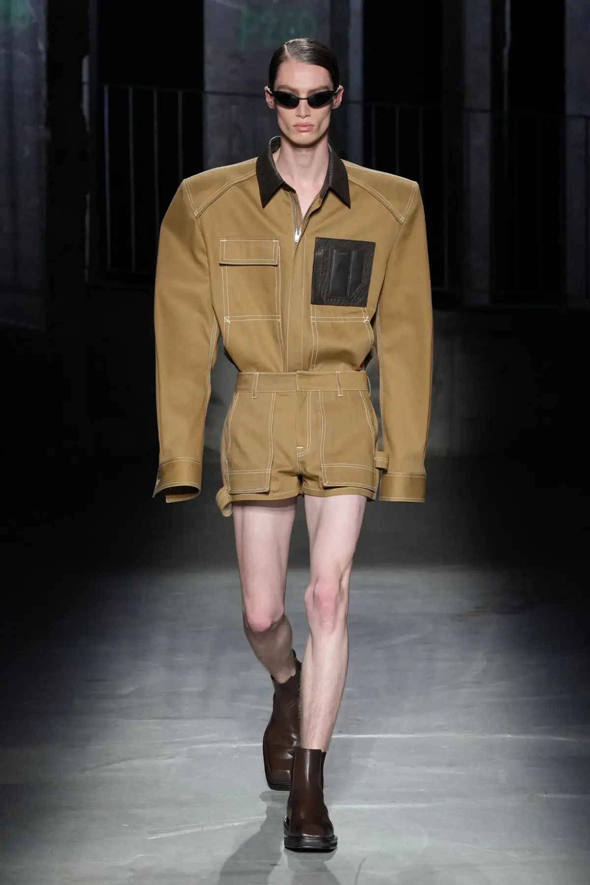 Juun.J Printemps 2025, une fusion de masculinité et de fluidité