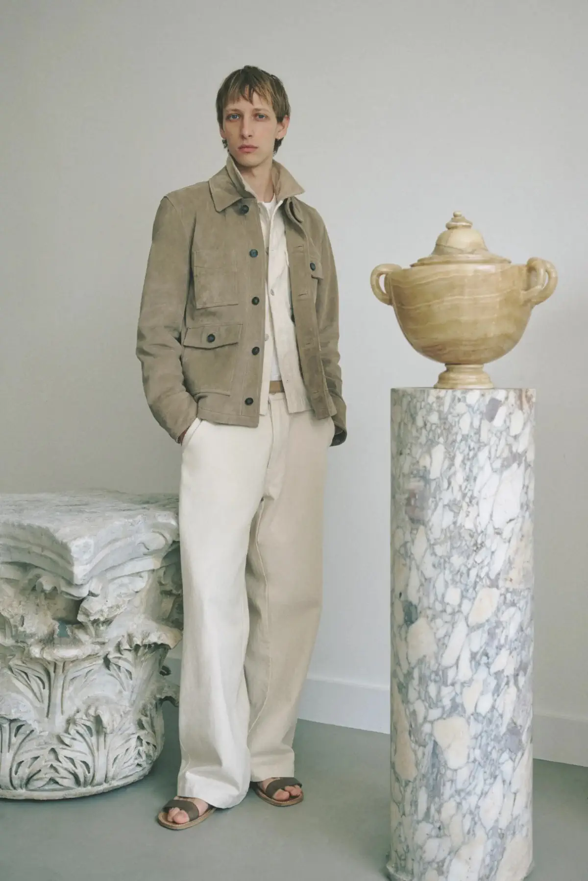 Officine Générale Printemps 2025, la nonchalance parisienne rencontre le détachement artistique