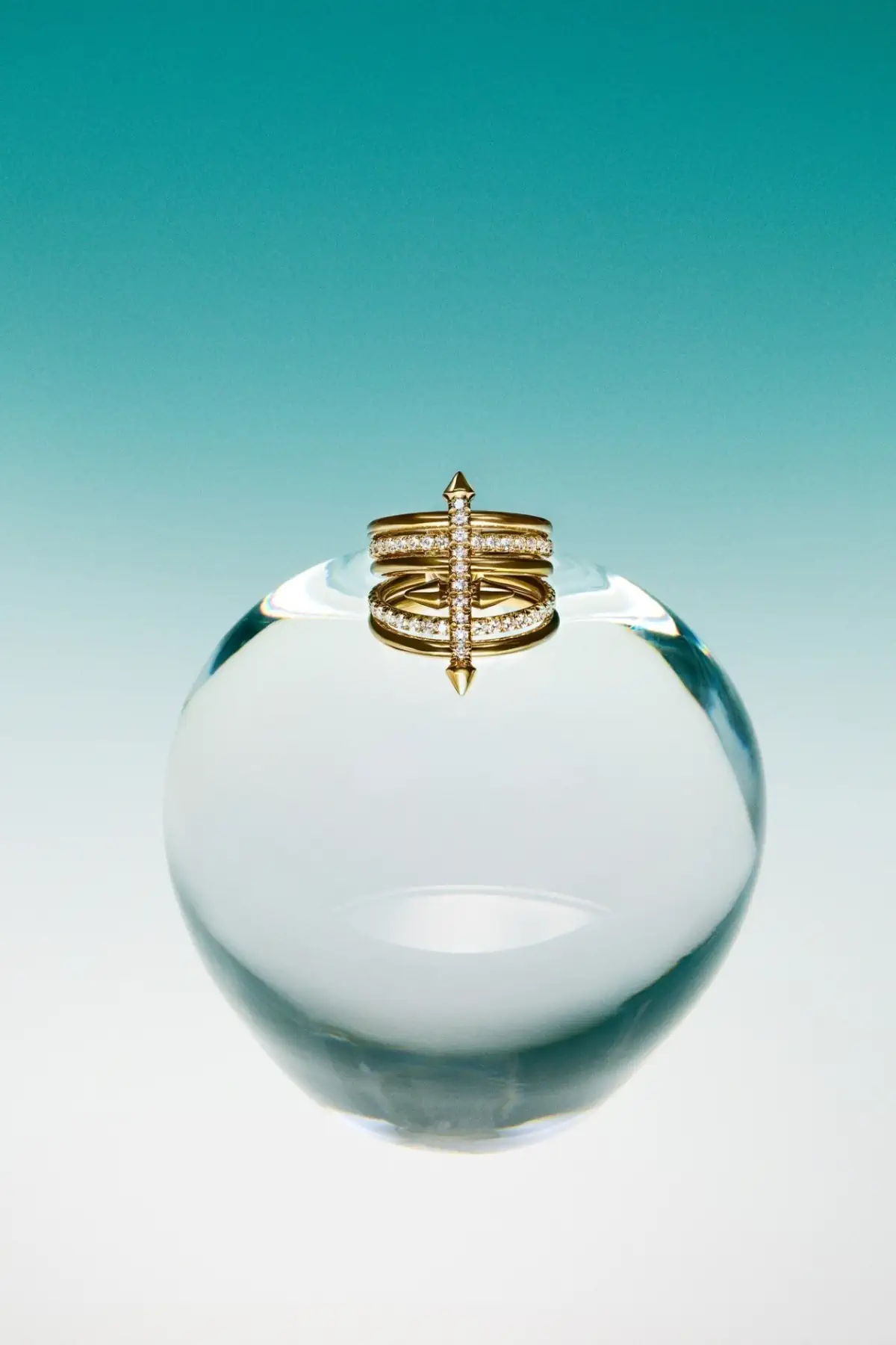 Pharrell Williams frappe fort avec la puissante collection de bijoux “Tiffany Titan”