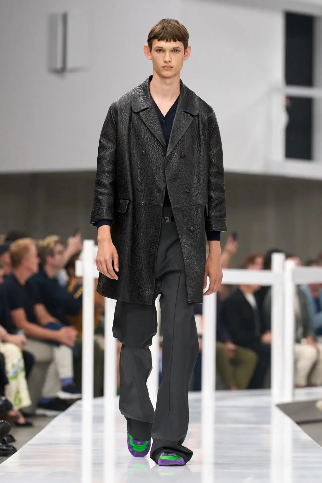 PRADA Printemps 2025, un voyage dans le passé