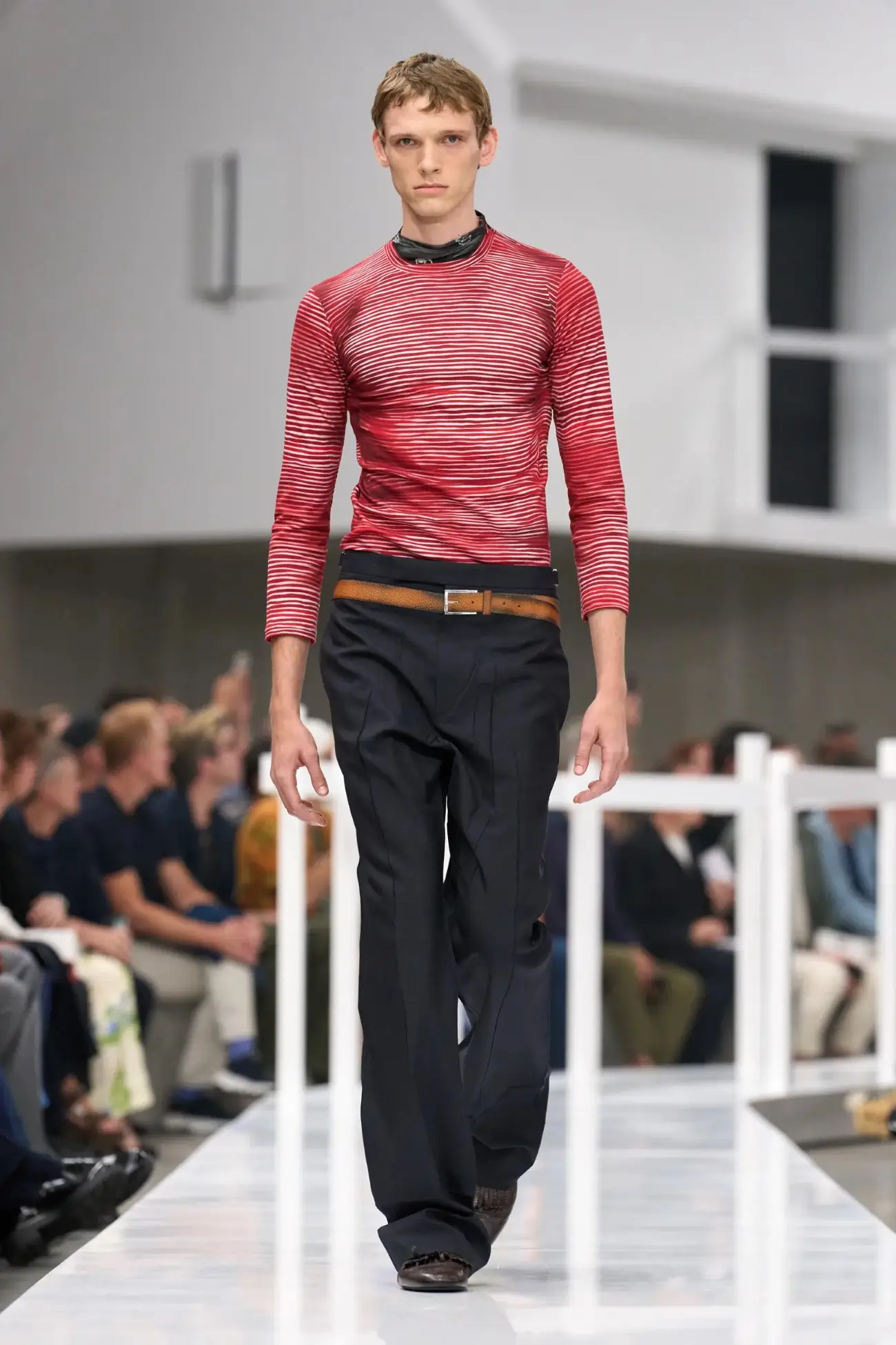PRADA Printemps 2025, un voyage dans le passé