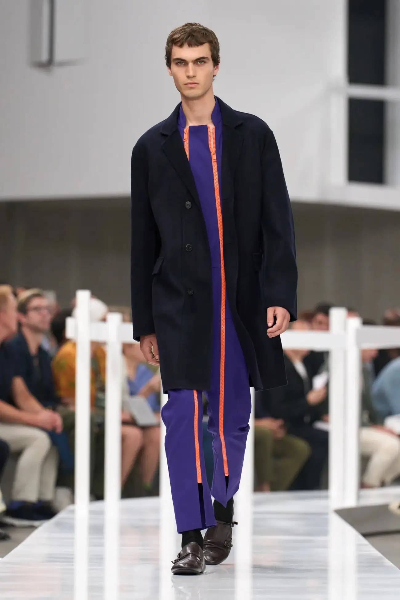 PRADA Printemps 2025, un voyage dans le passé