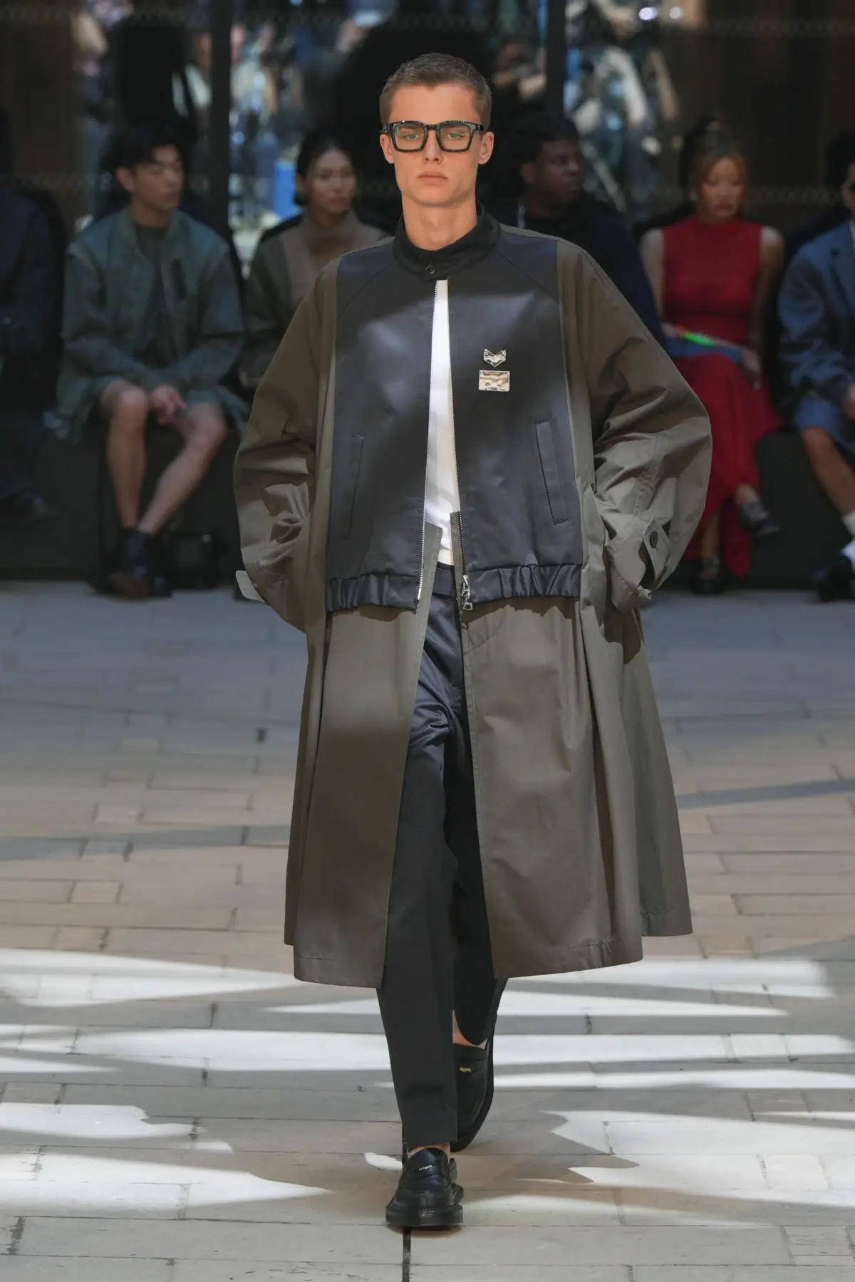 Chitose Abe associe esprit rebelle et cool classique pour la collection Sacai Printemps 2025