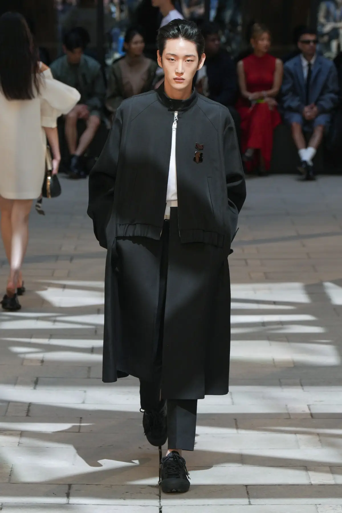 Chitose Abe associe esprit rebelle et cool classique pour la collection Sacai Printemps 2025