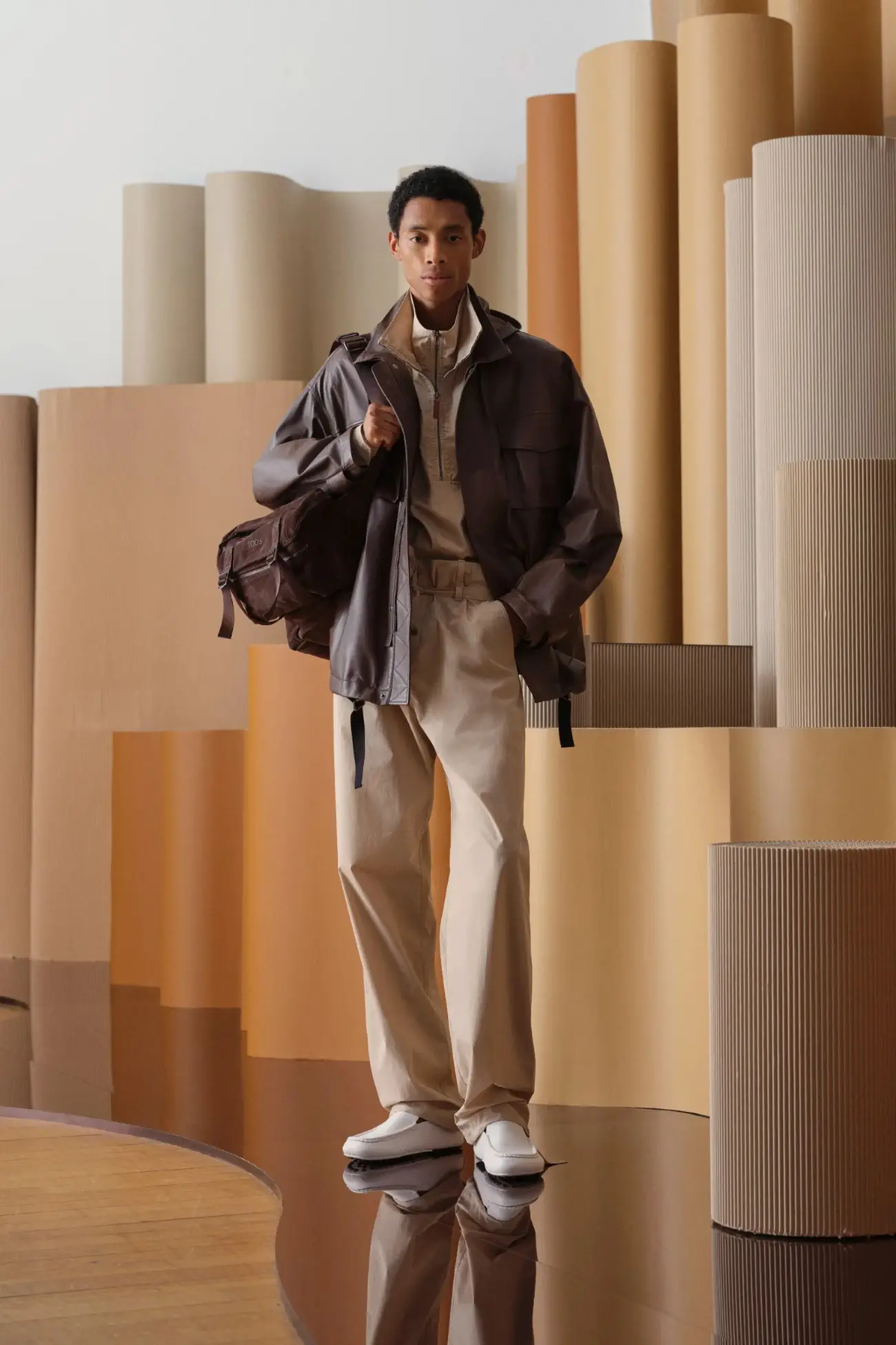 Collection TOD'S Printemps 2025, une célébration de l'artisanat sous un jour moderne