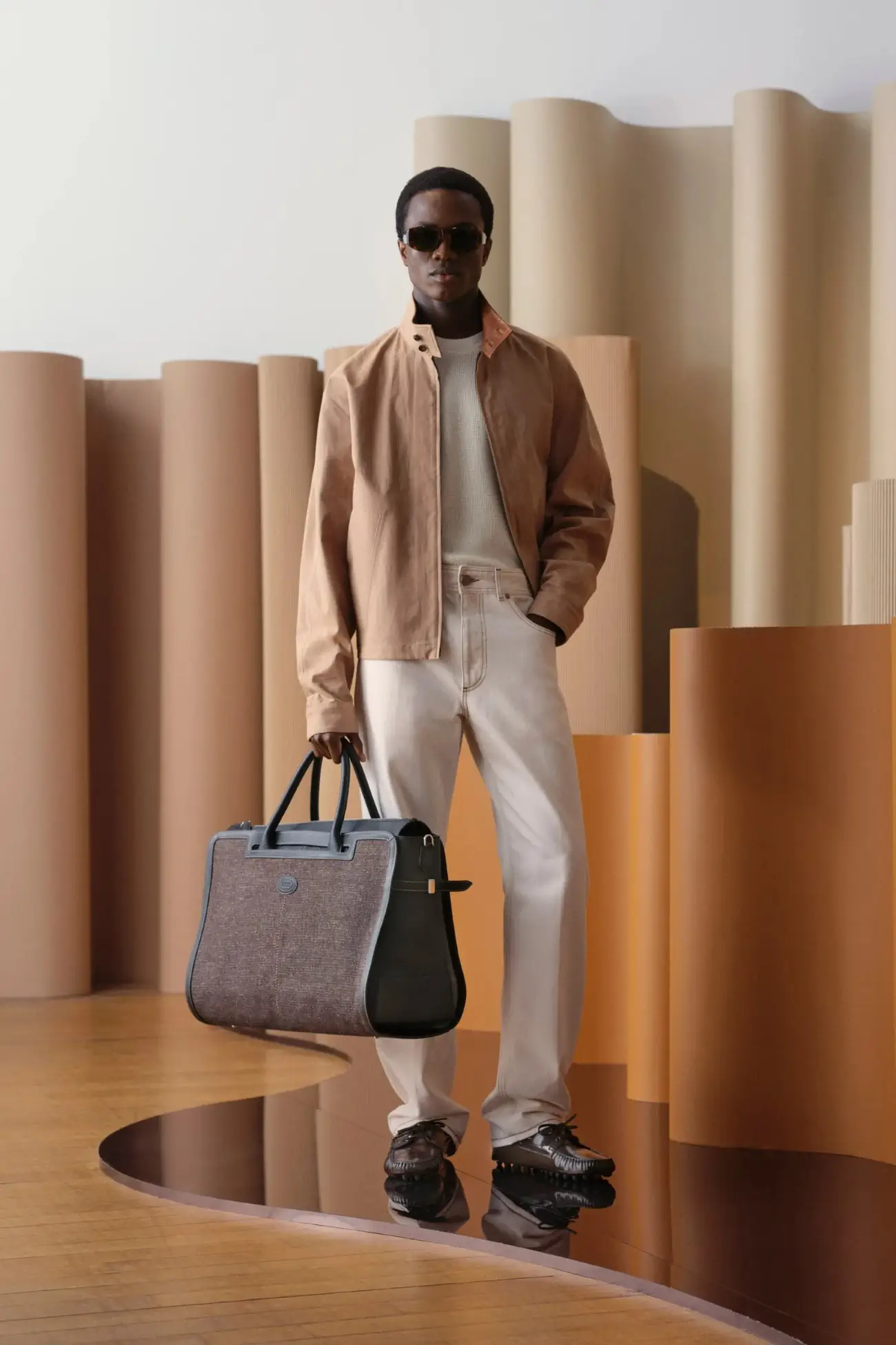 Collection TOD'S Printemps 2025, une célébration de l'artisanat sous un jour moderne