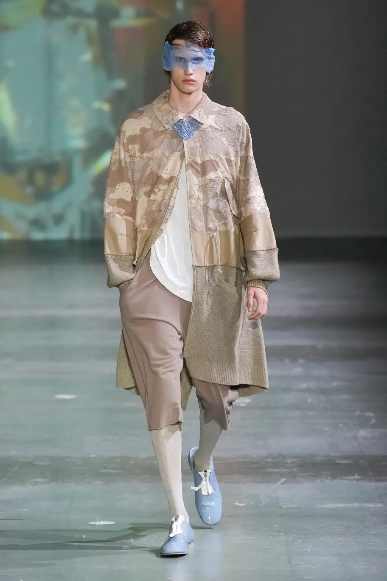 UNDERCOVER de Jun Takahashi s'envole avec une collection Printemps 2025 sans frontières