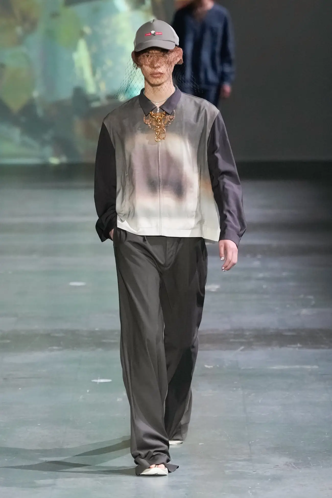 UNDERCOVER de Jun Takahashi s'envole avec une collection Printemps 2025 sans frontières