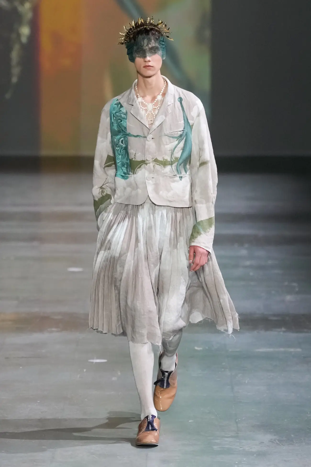 UNDERCOVER de Jun Takahashi s'envole avec une collection Printemps 2025 sans frontières