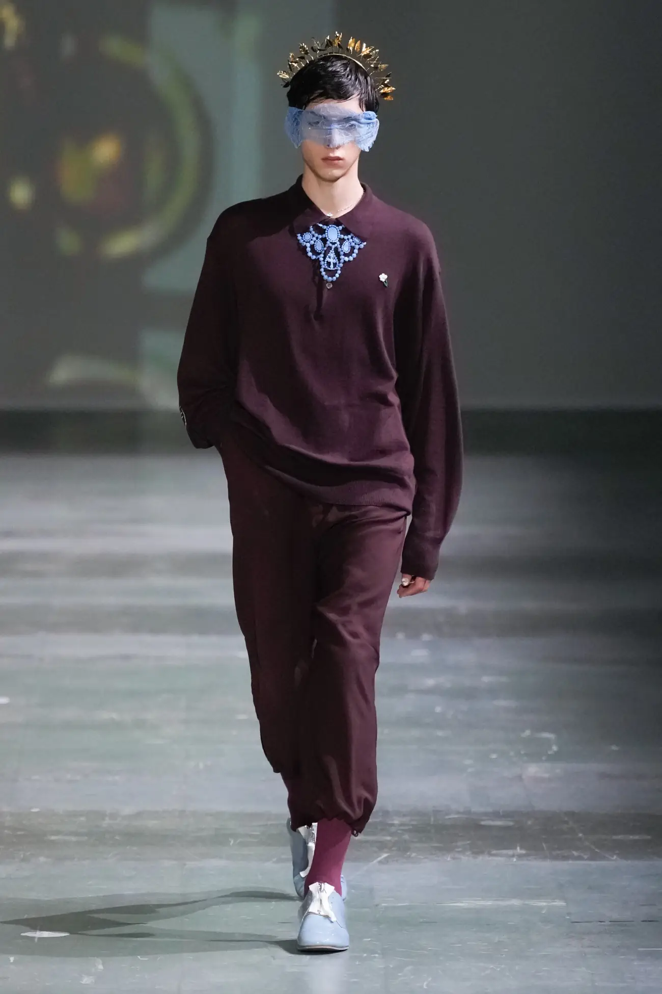 UNDERCOVER de Jun Takahashi s'envole avec une collection Printemps 2025 sans frontières