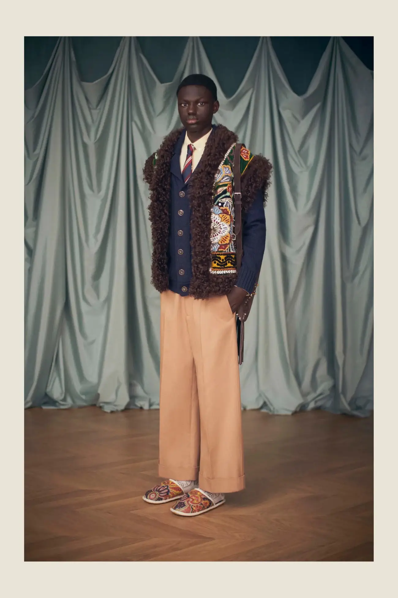 “Avant les Débuts” de Valentino, l'éblouissante collection Croisière 2025 d'Alessandro Michele