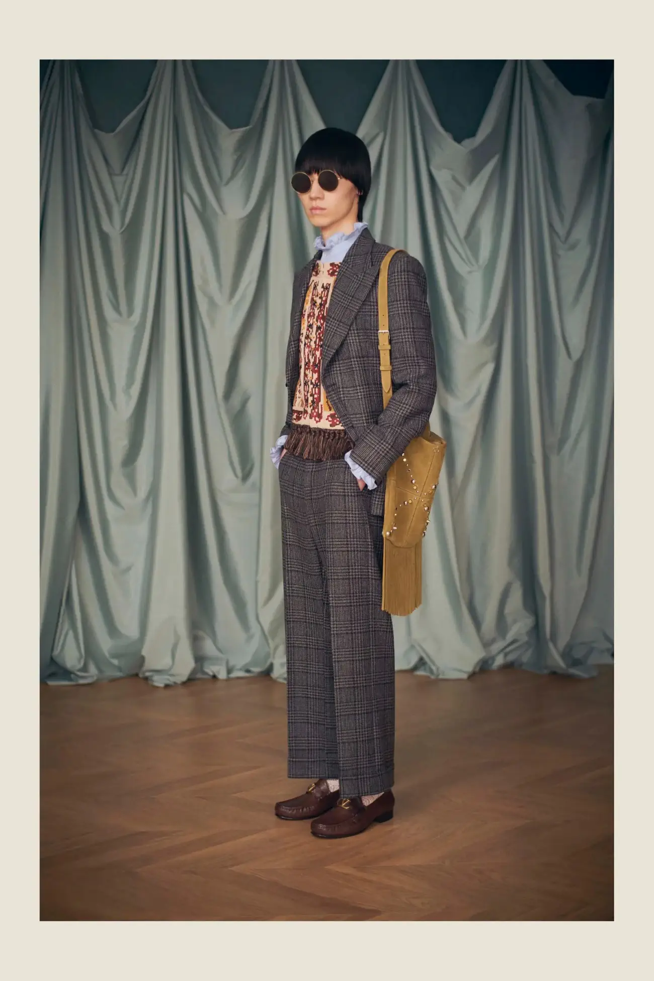 “Avant les Débuts” de Valentino, l'éblouissante collection Croisière 2025 d'Alessandro Michele